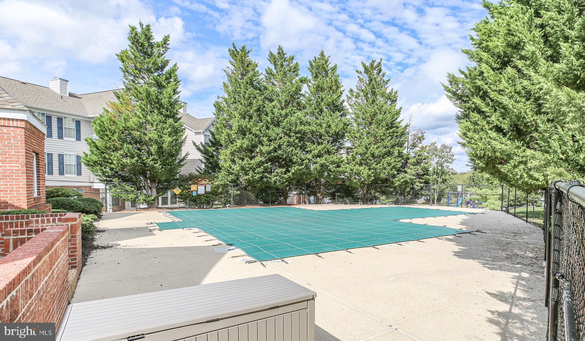 SHERBROOKE CONDO - Residential