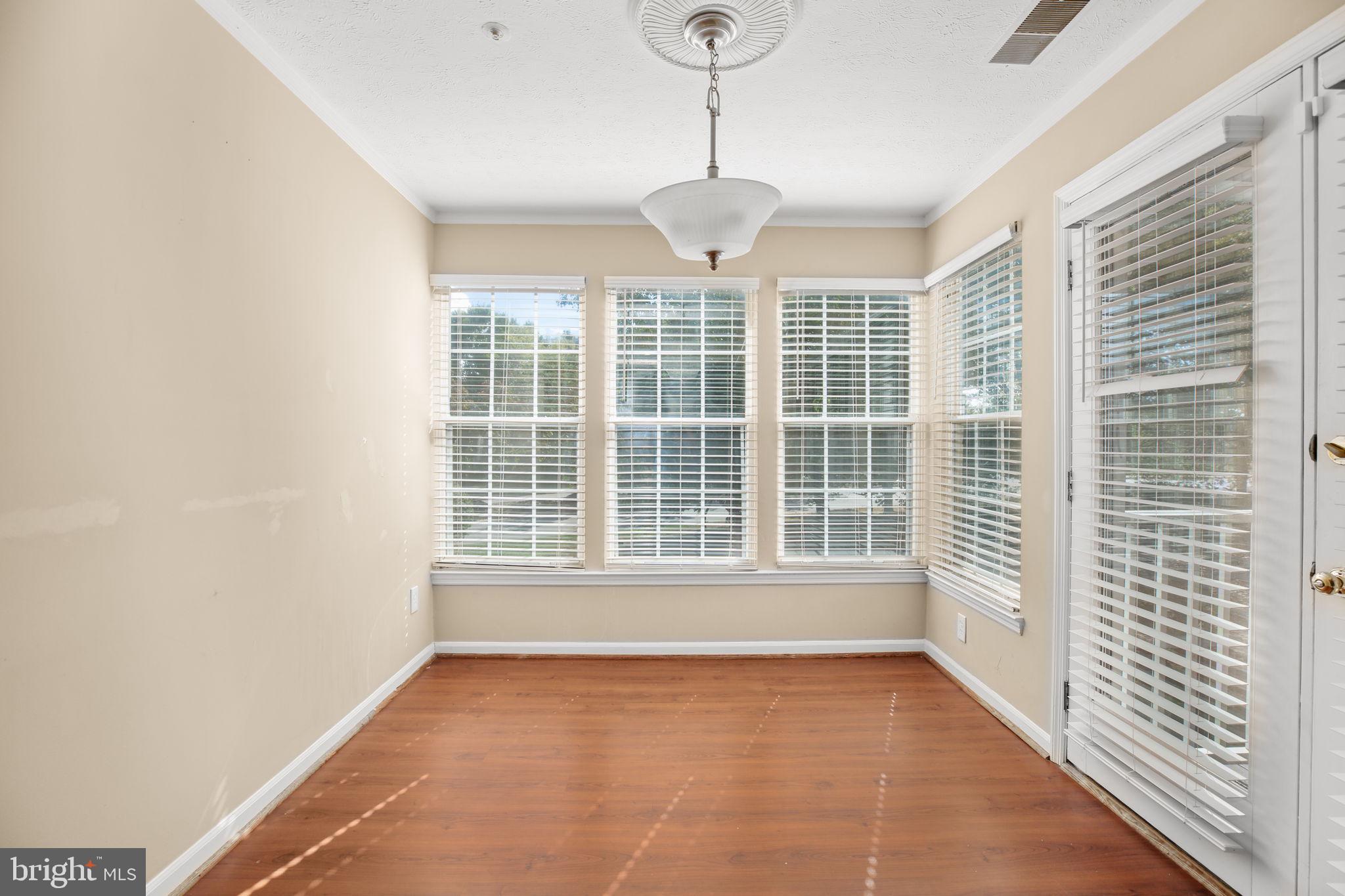 SHERBROOKE CONDO - Residential