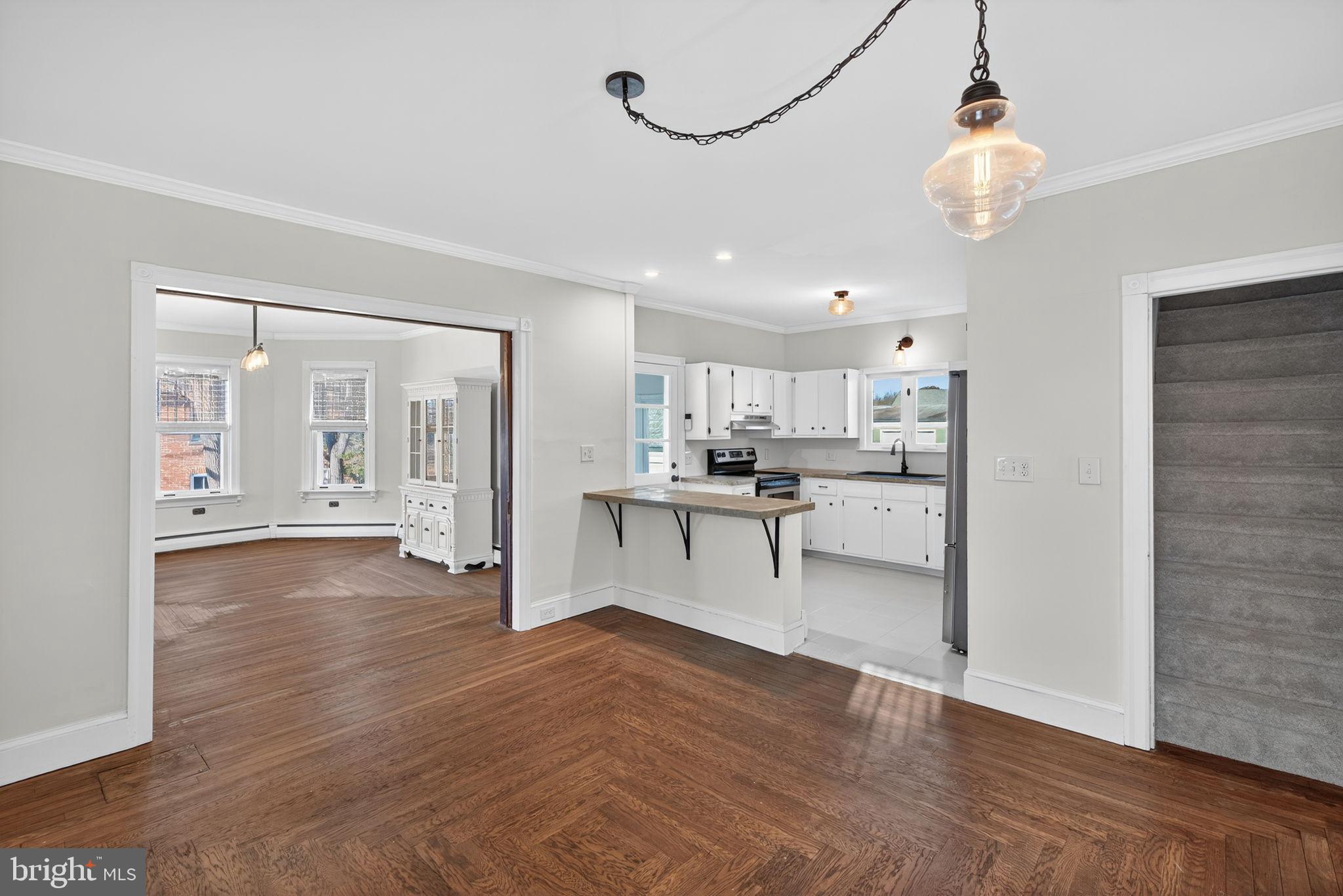 SHELLY - Residential