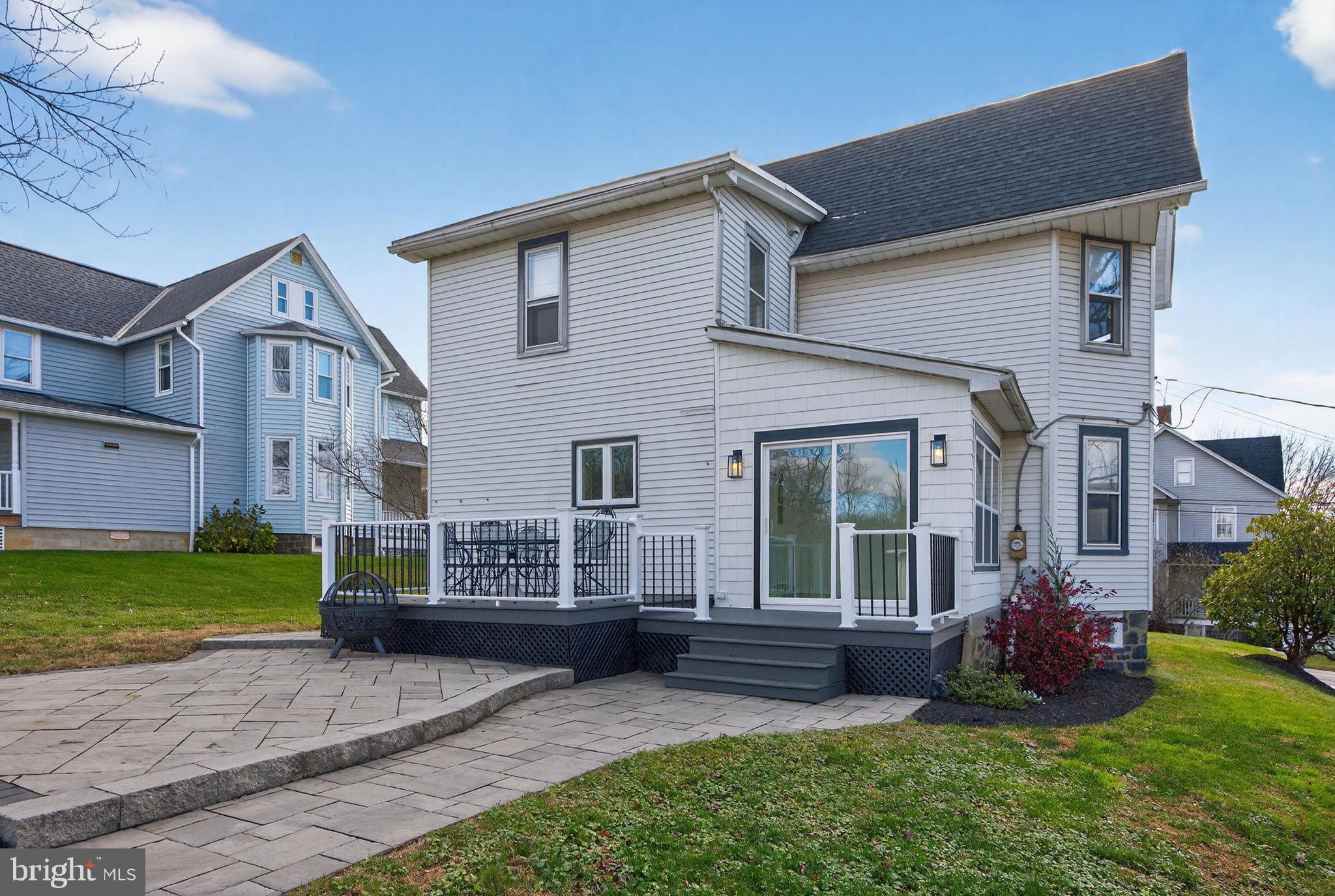 SHELLY - Residential