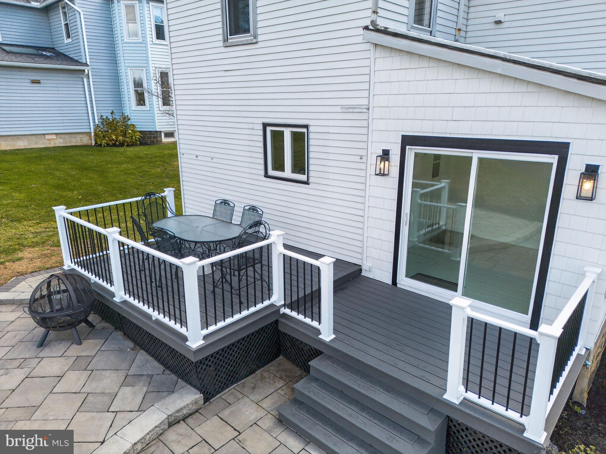 SHELLY - Residential