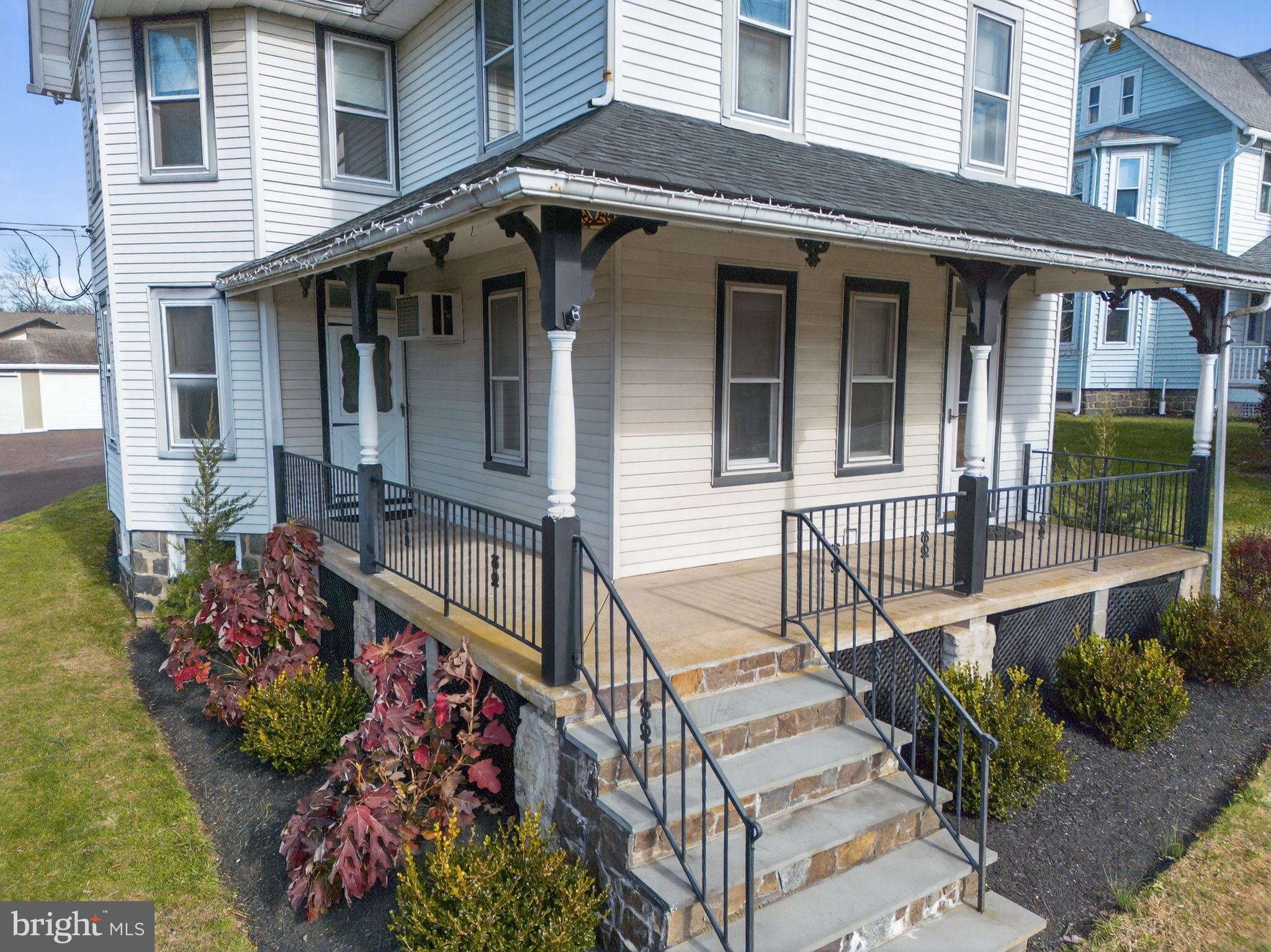 SHELLY - Residential