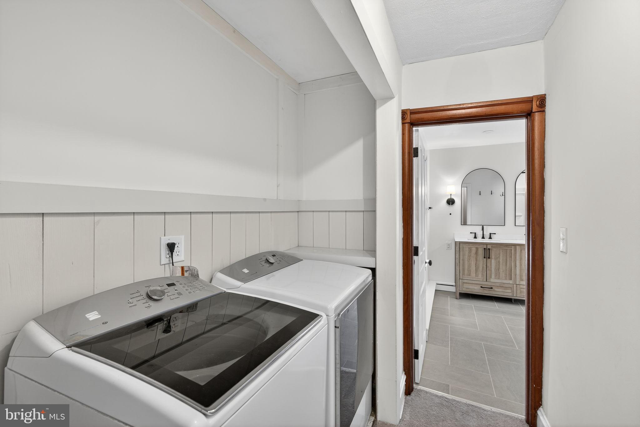 SHELLY - Residential