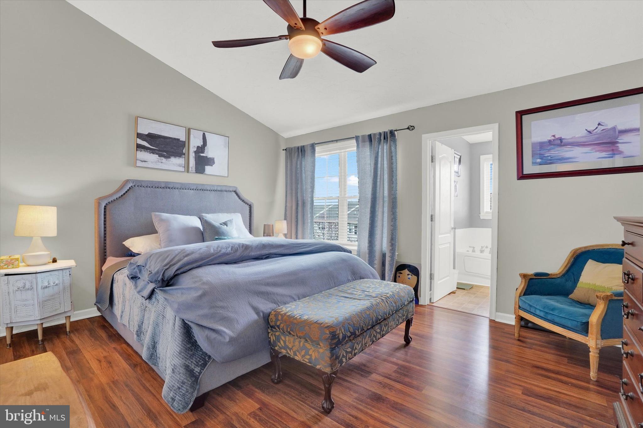 IVY GREENS CONDOMINIUMS - Residential