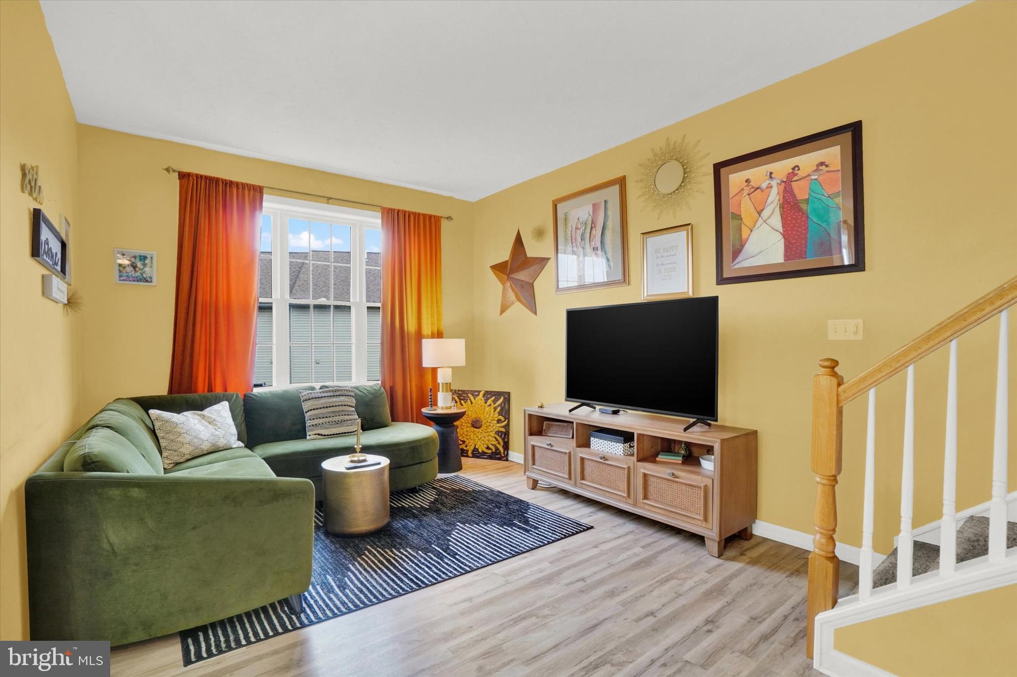 IVY GREENS CONDOMINIUMS - Residential