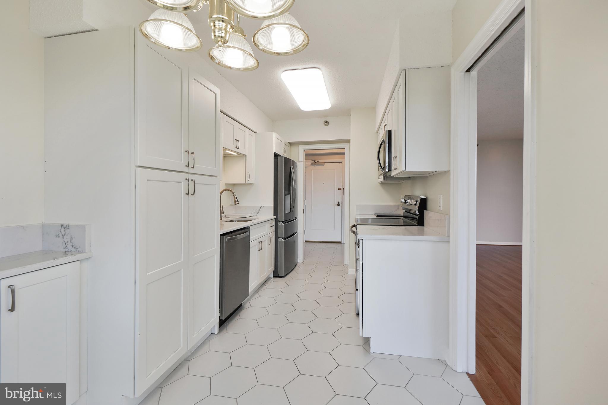 THE FALLSWOOD - Residential Lease