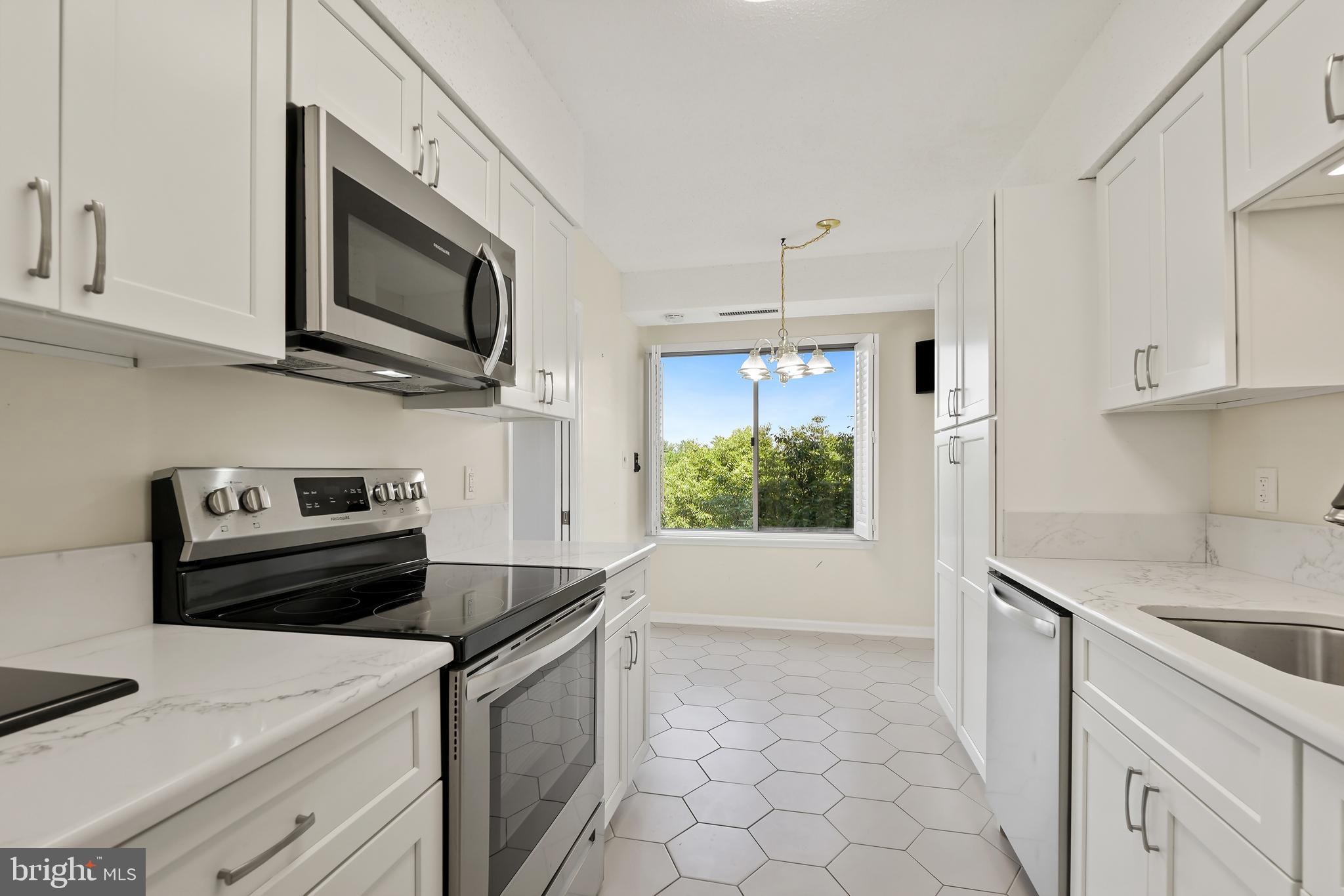 THE FALLSWOOD - Residential Lease