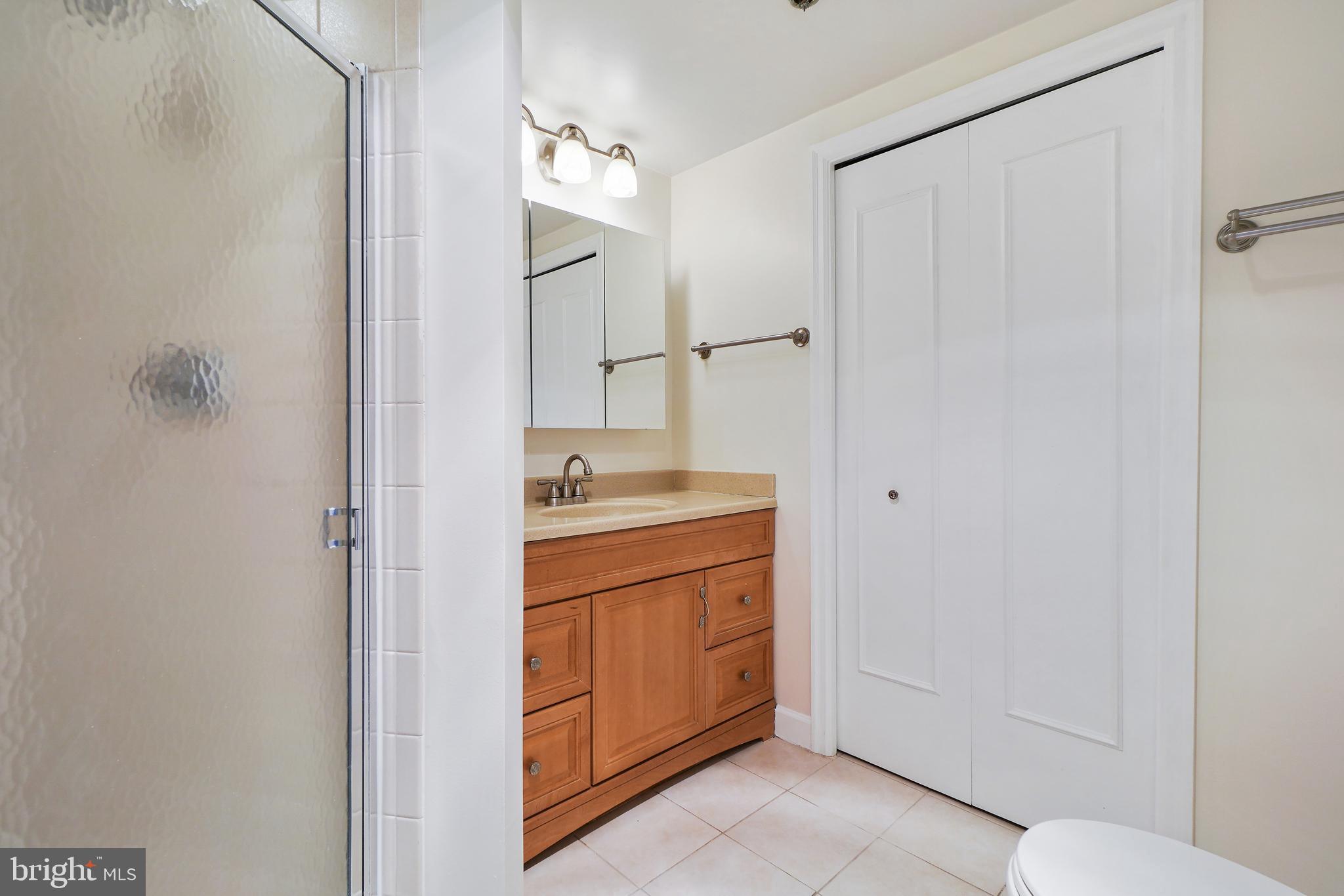 THE FALLSWOOD - Residential Lease