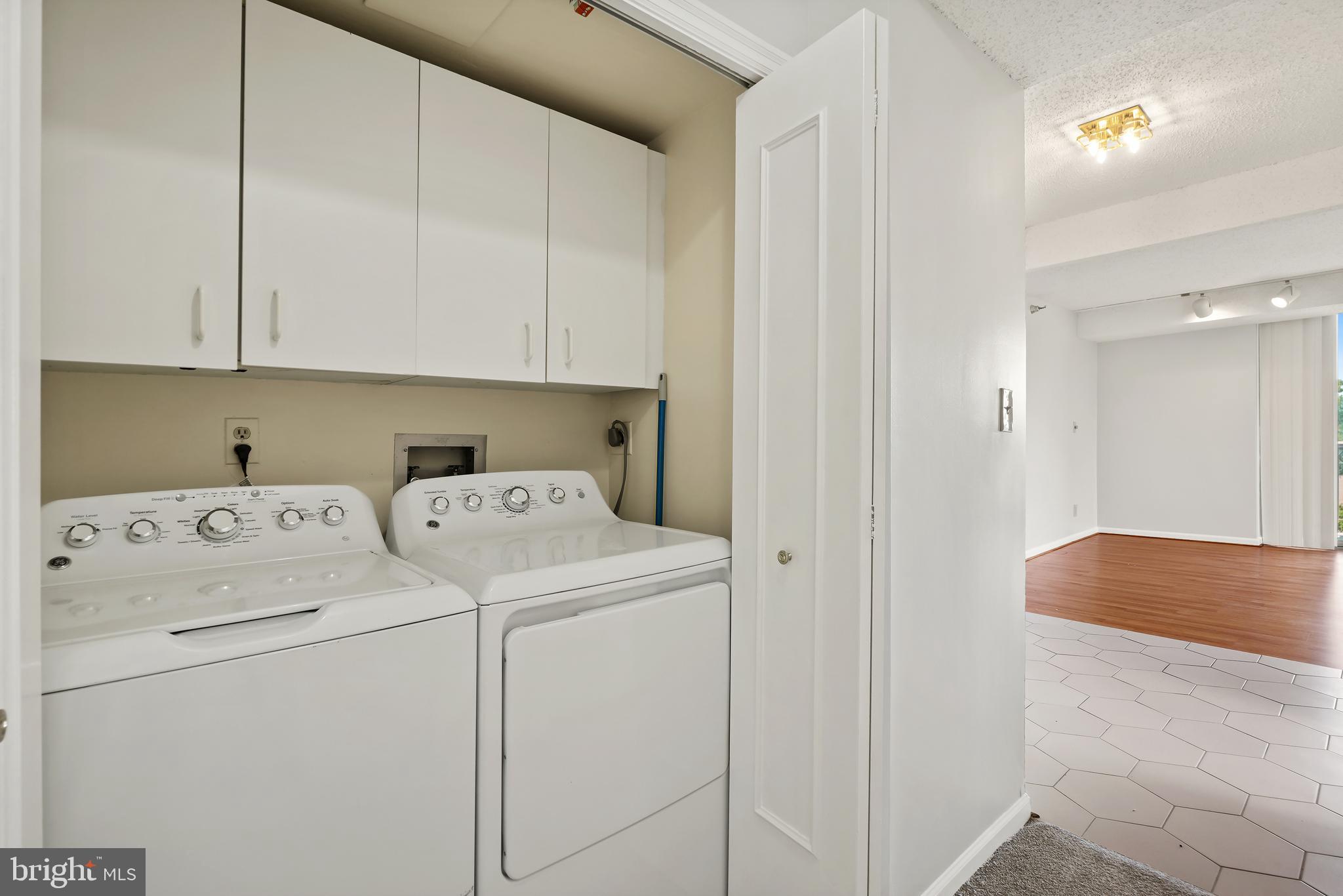 THE FALLSWOOD - Residential Lease