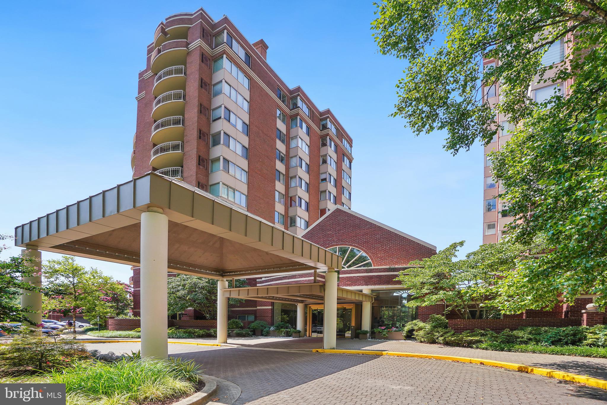 THE FALLSWOOD - Residential Lease