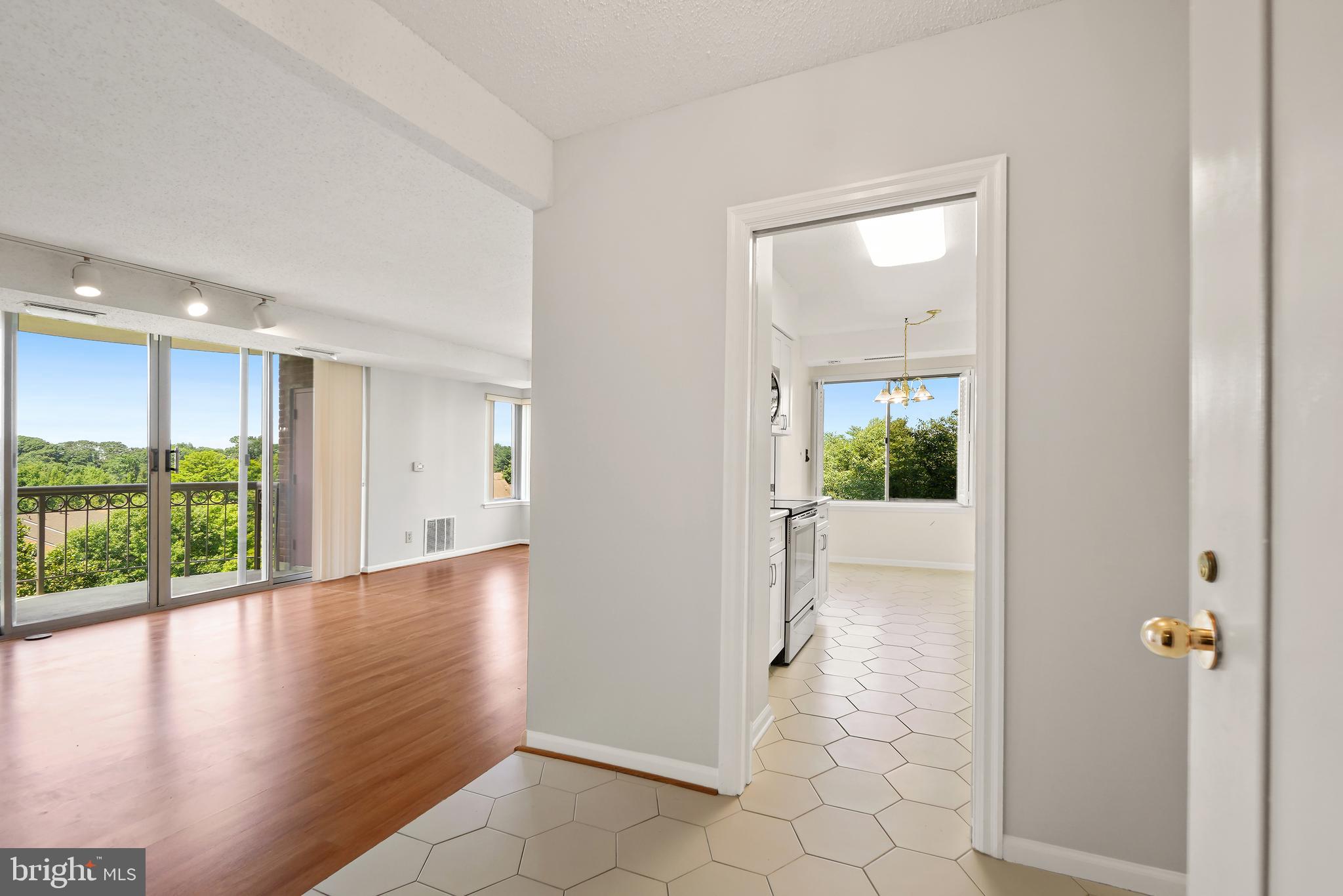 THE FALLSWOOD - Residential Lease