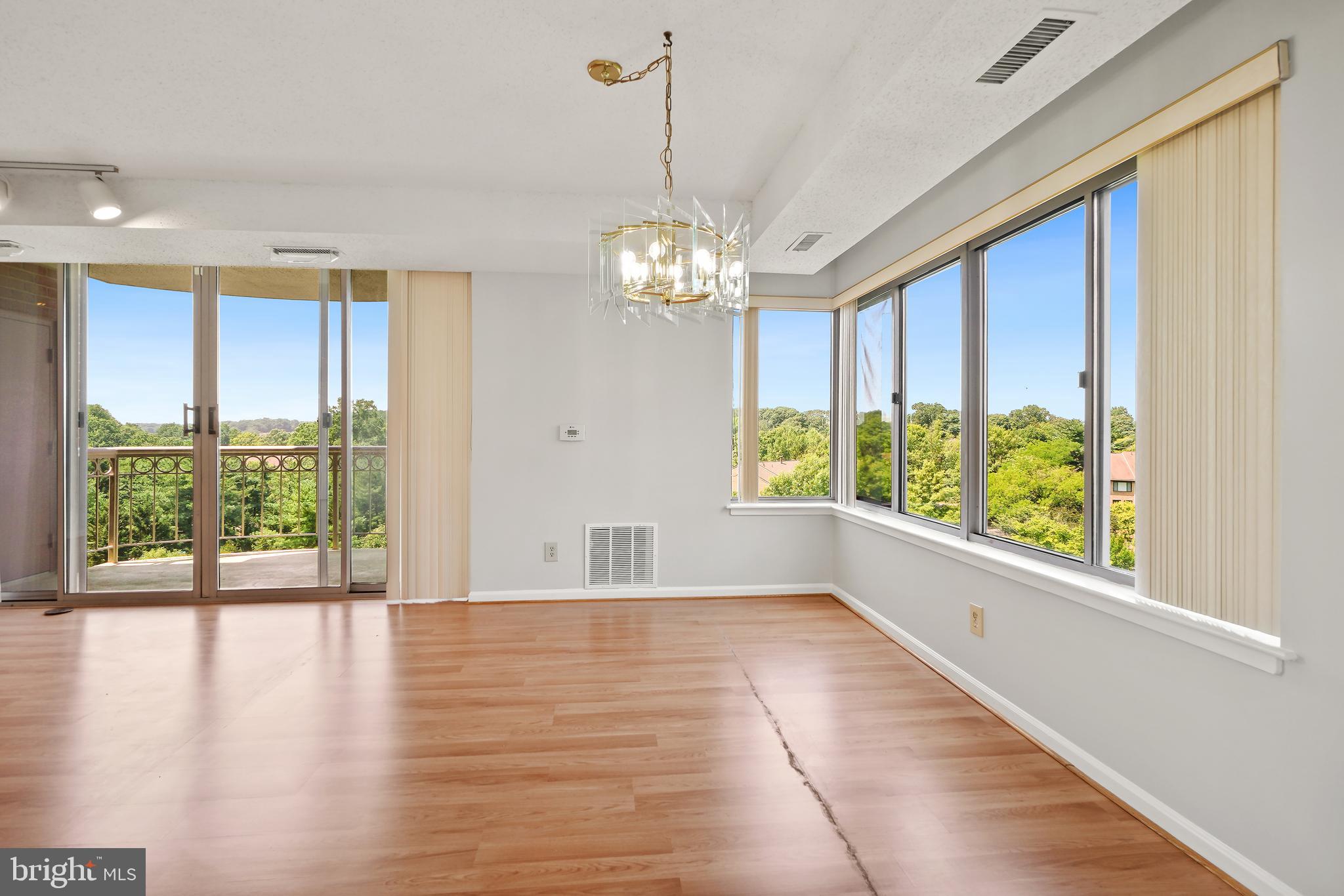 THE FALLSWOOD - Residential Lease