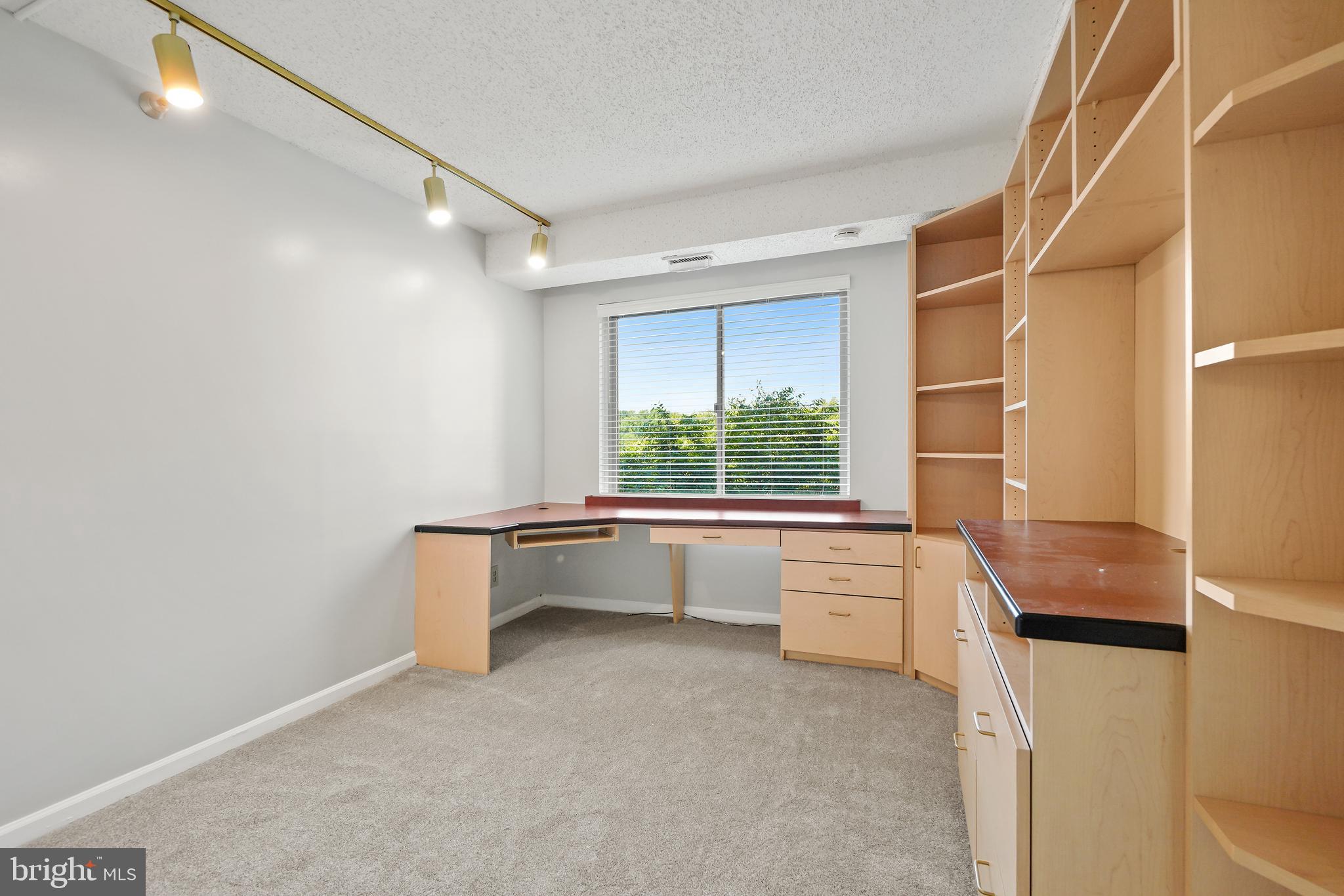 THE FALLSWOOD - Residential Lease