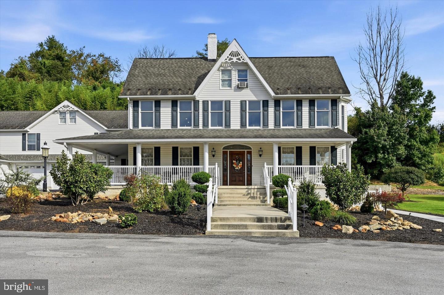 339 W KINGS HIGHWAY