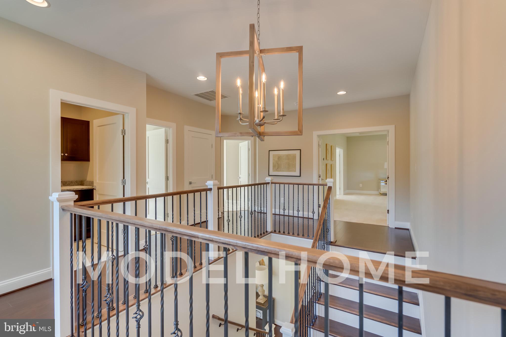 PIMMIT HILLS - Residential