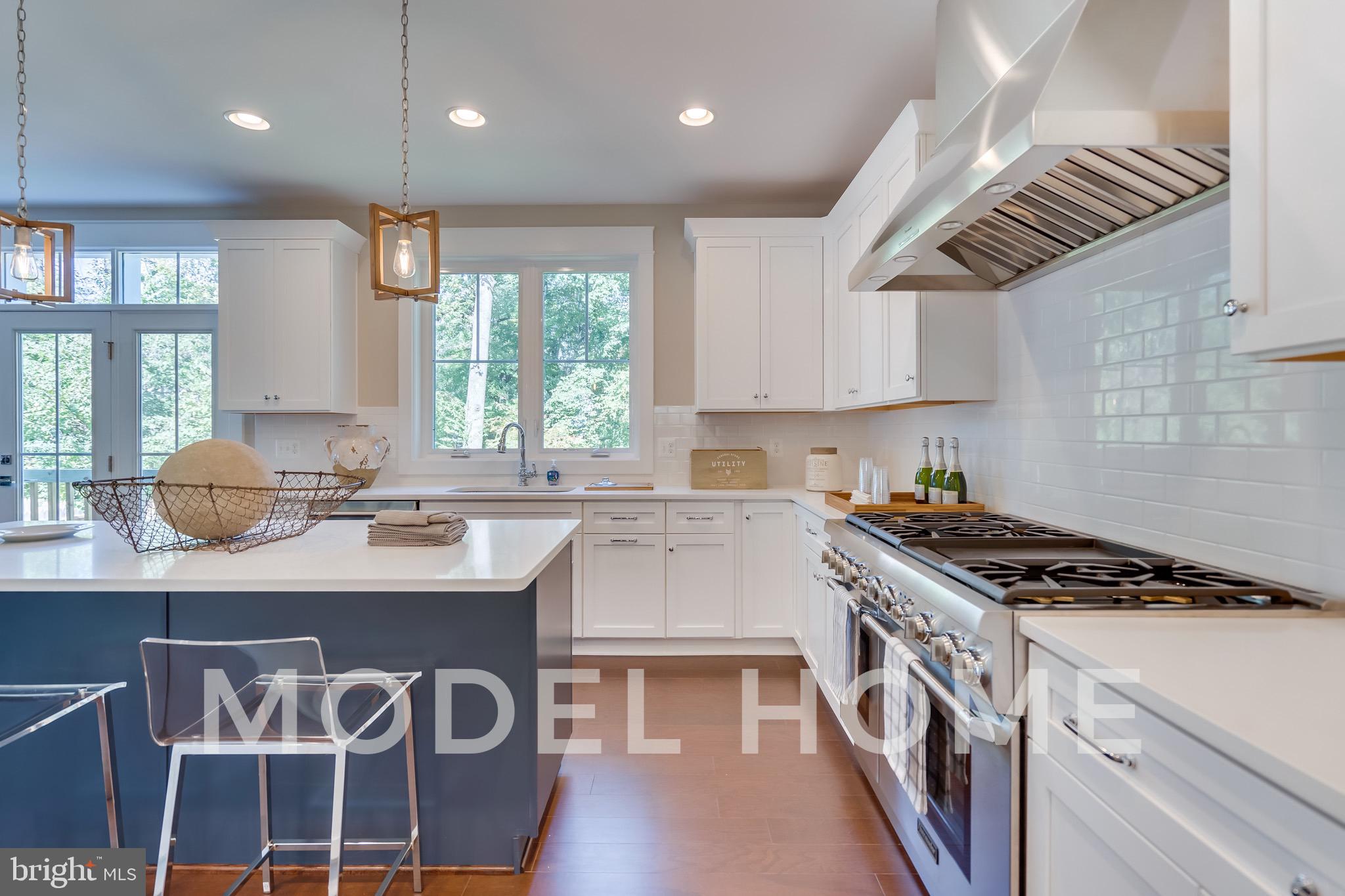 PIMMIT HILLS - Residential