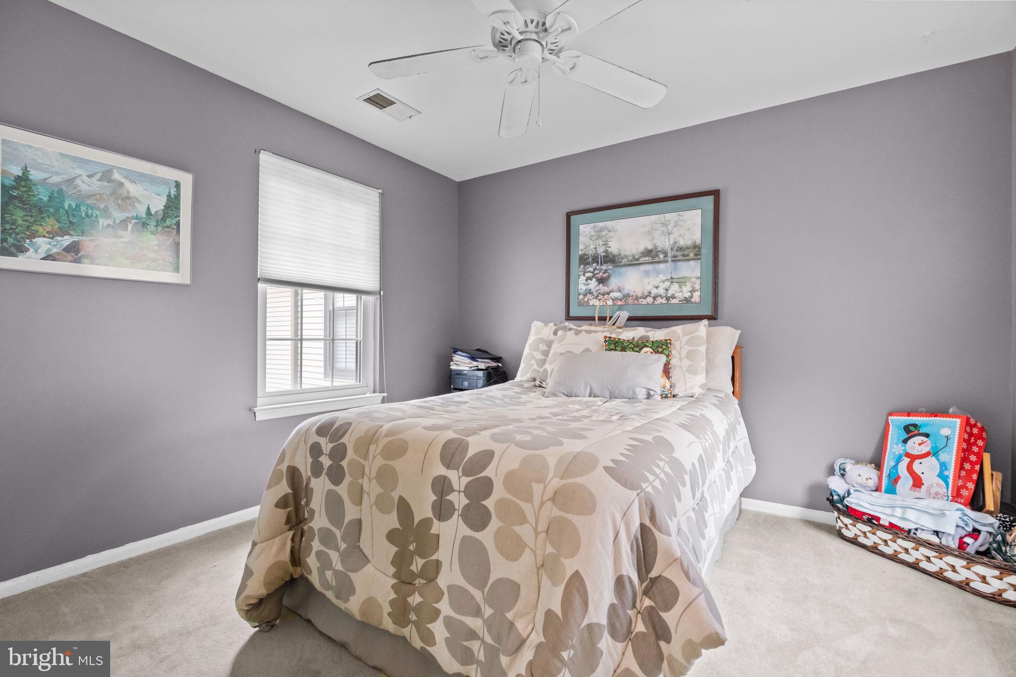 HAMPTON GREENS - Residential