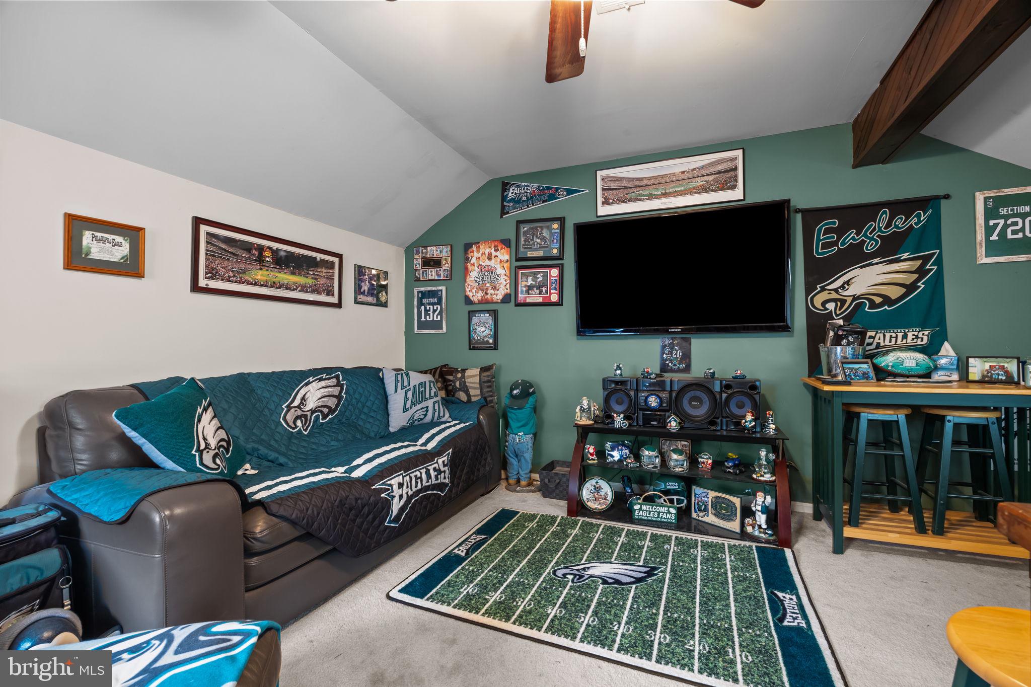 HAMPTON GREENS - Residential