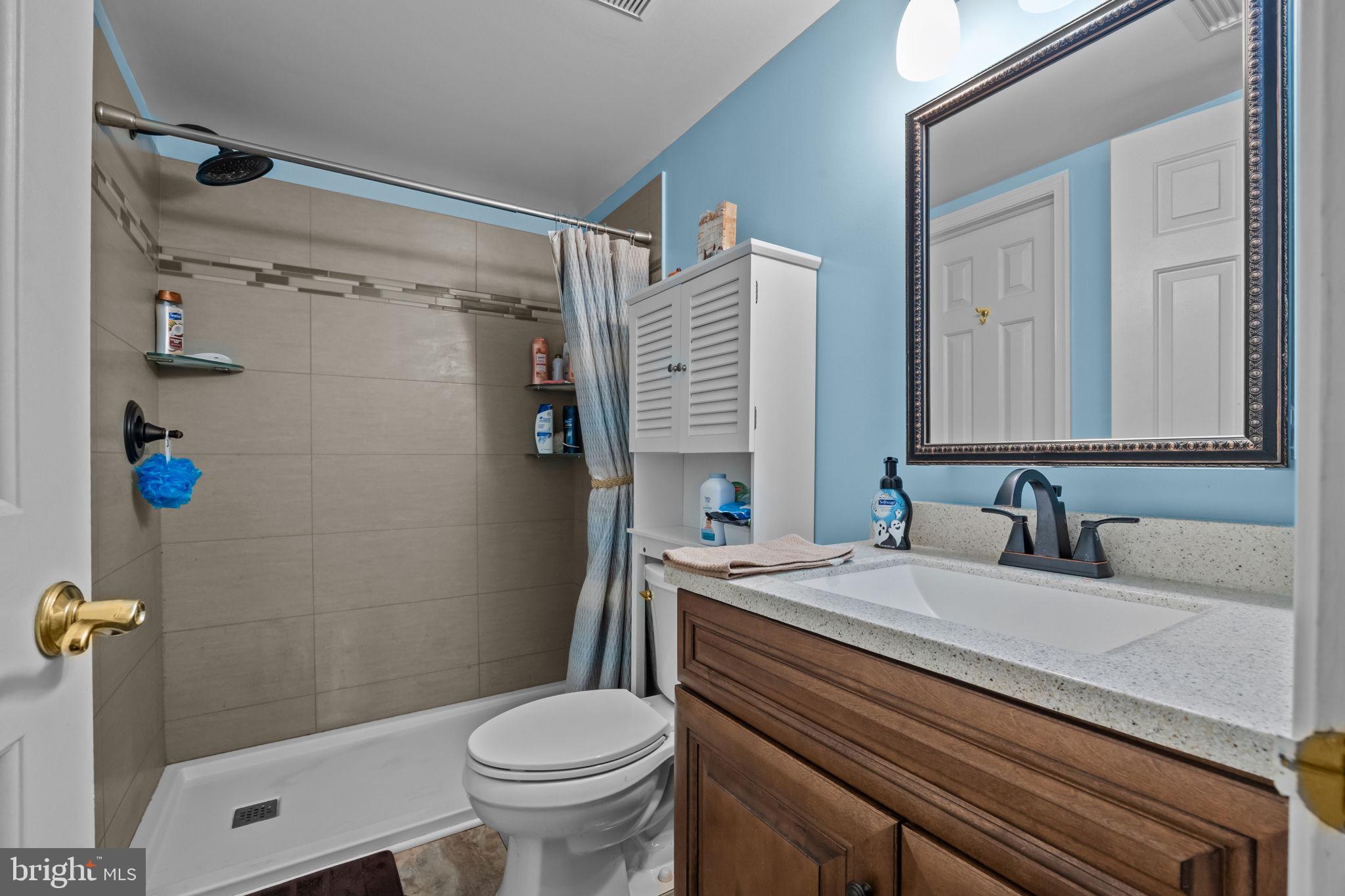 HAMPTON GREENS - Residential