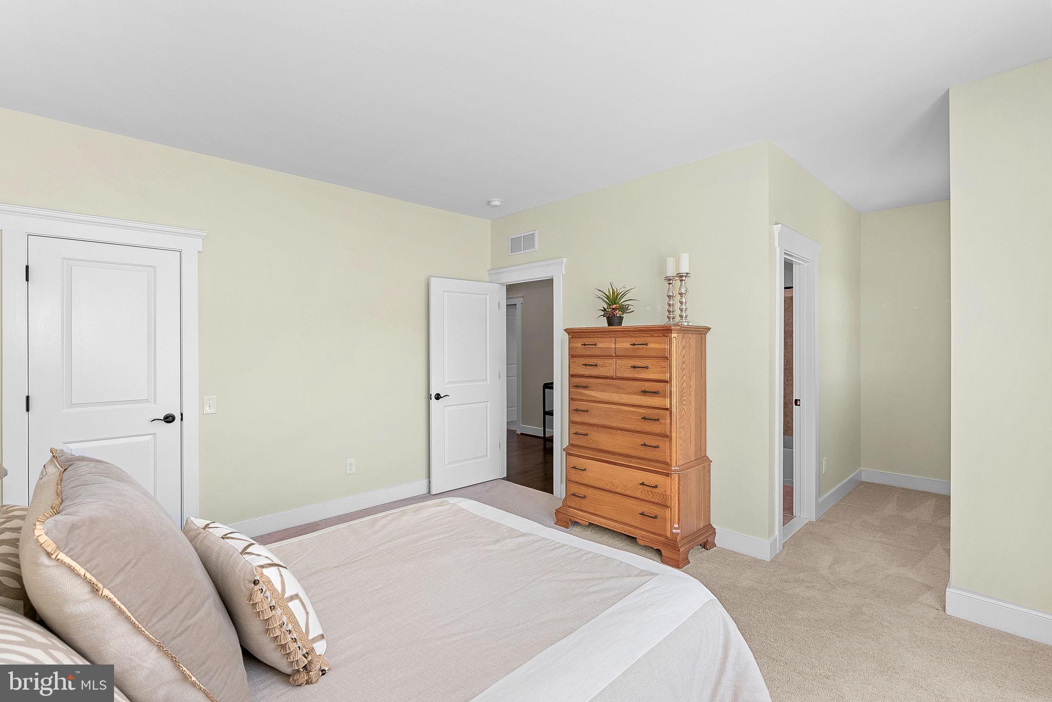 GROVE AT WILLOWSFORD - Residential