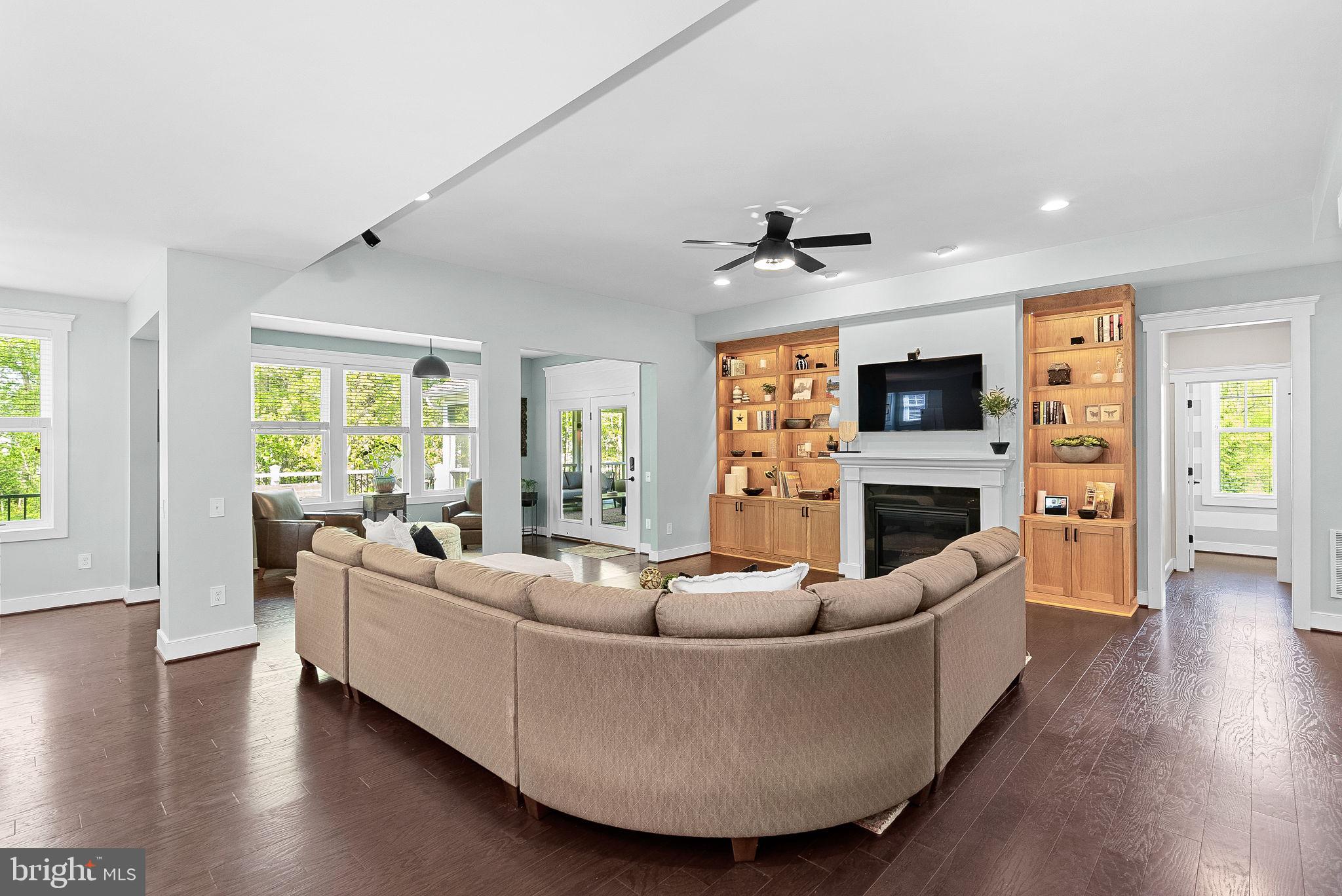 GROVE AT WILLOWSFORD - Residential