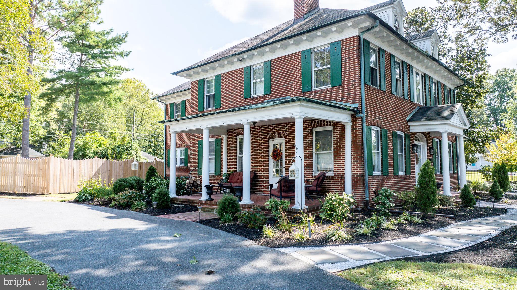 EASTON - Residential