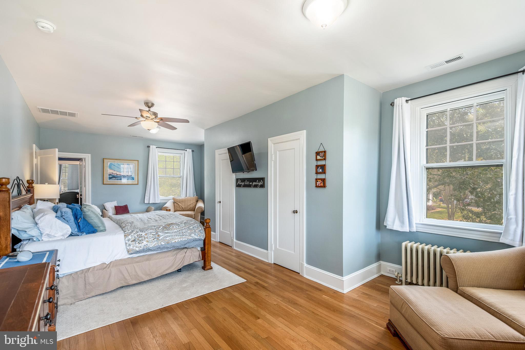 EASTON - Residential