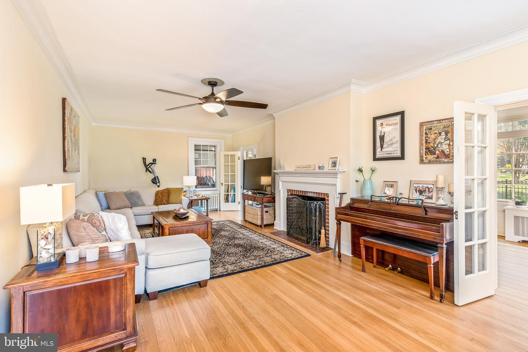 EASTON - Residential