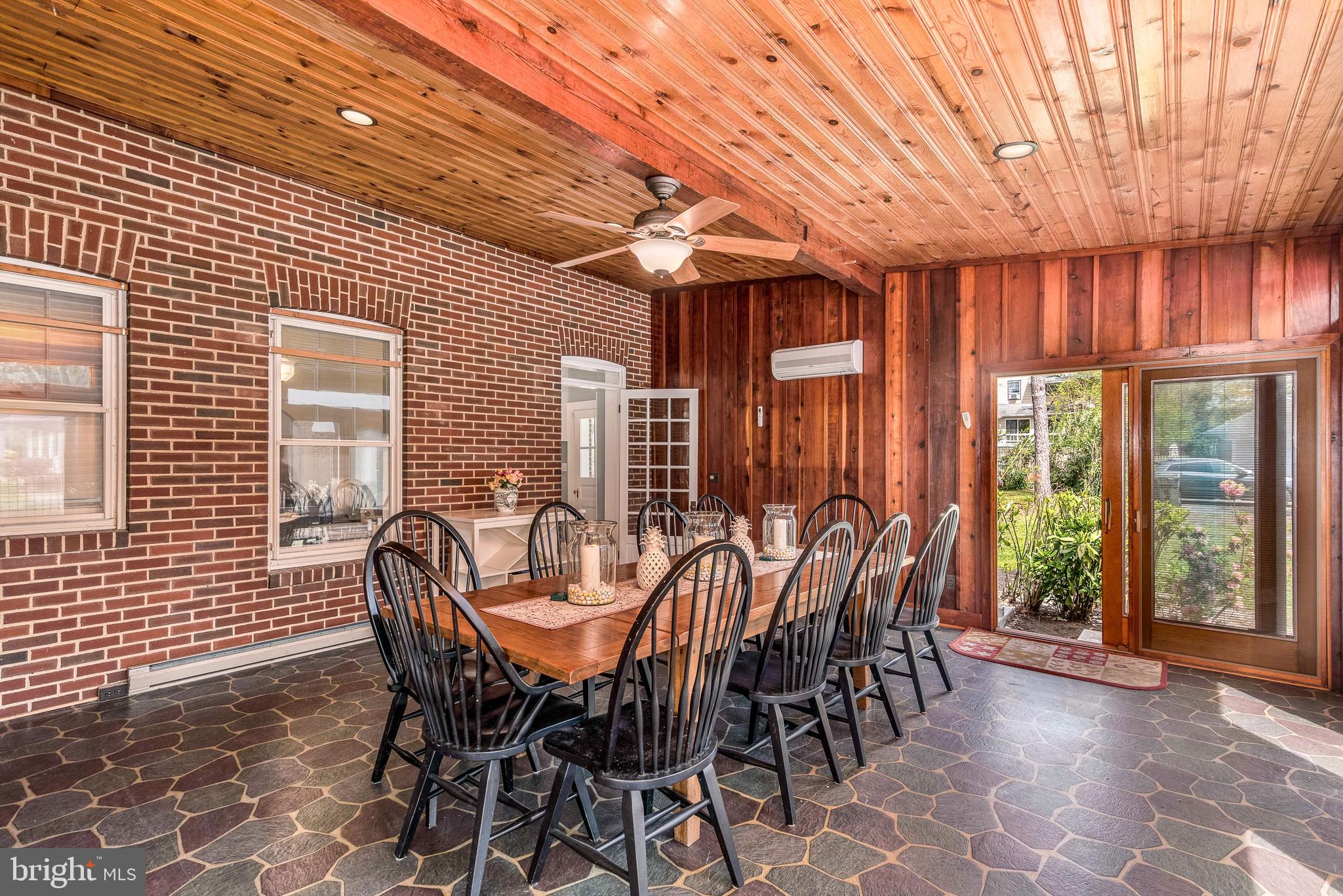 EASTON - Residential