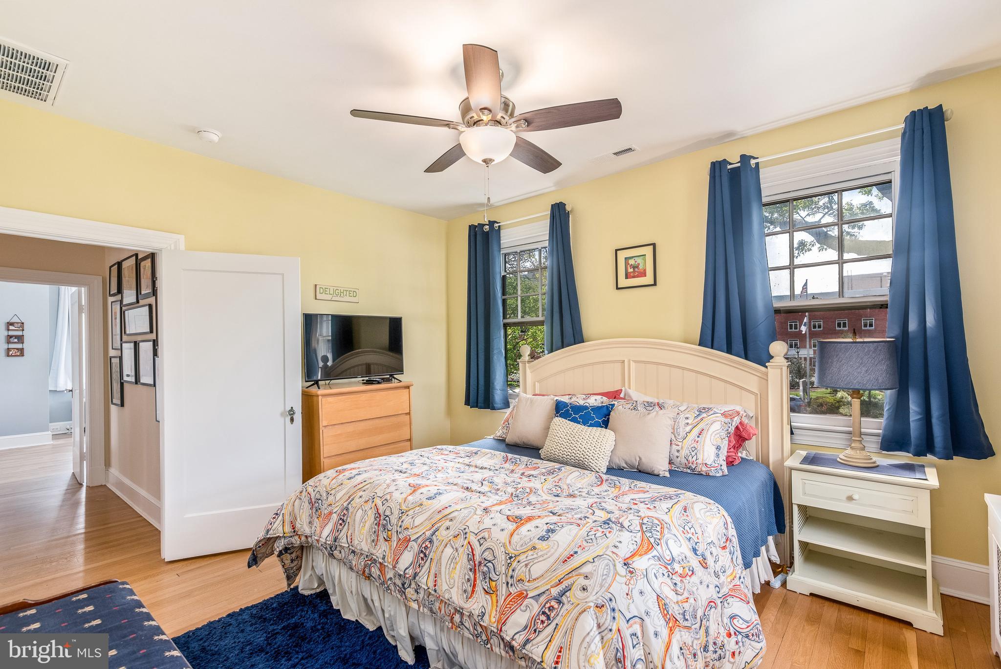 EASTON - Residential