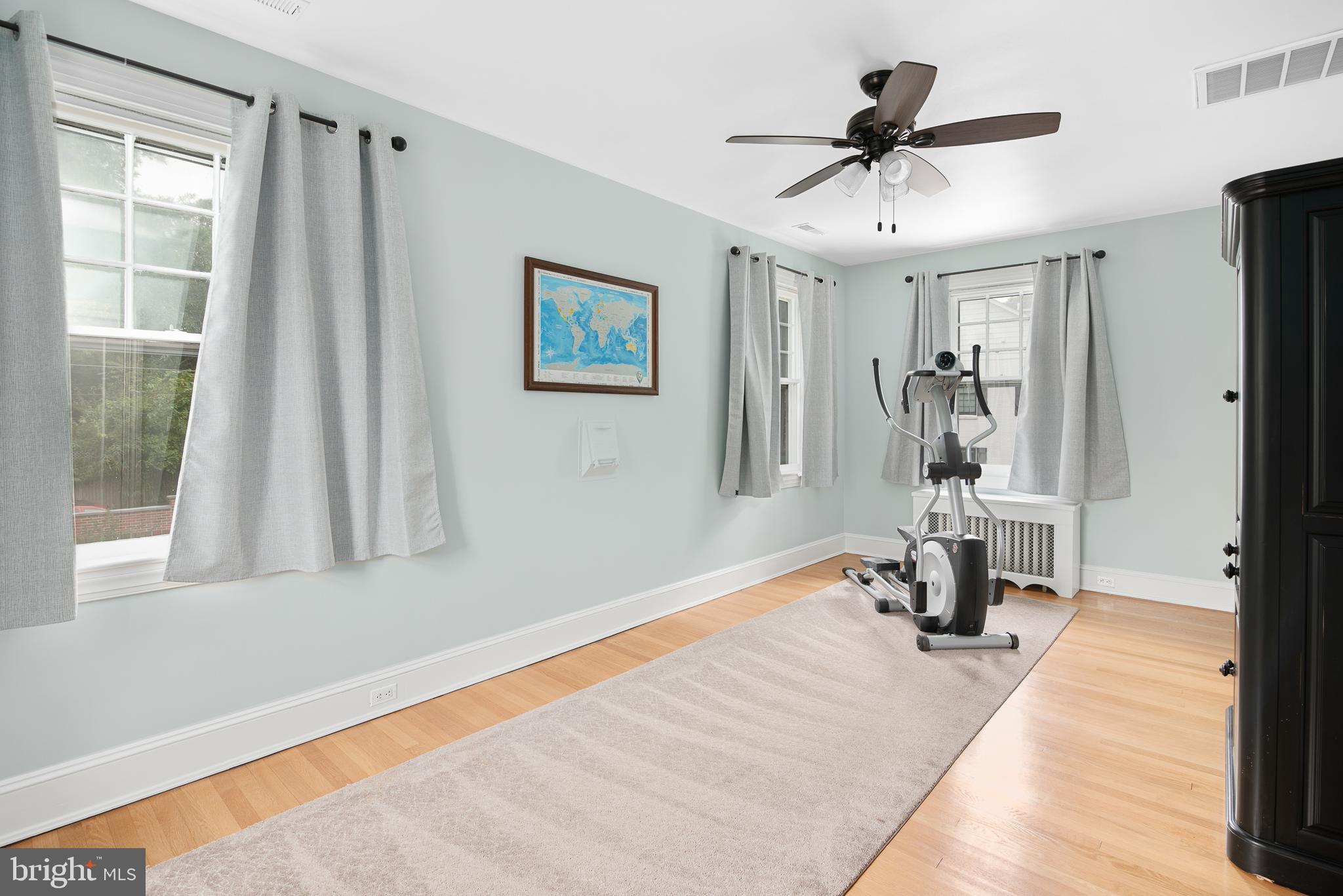 EASTON - Residential