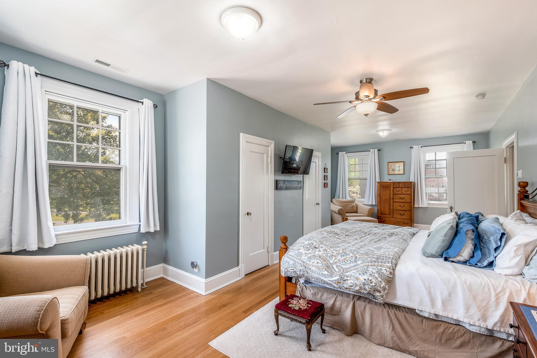 EASTON - Residential