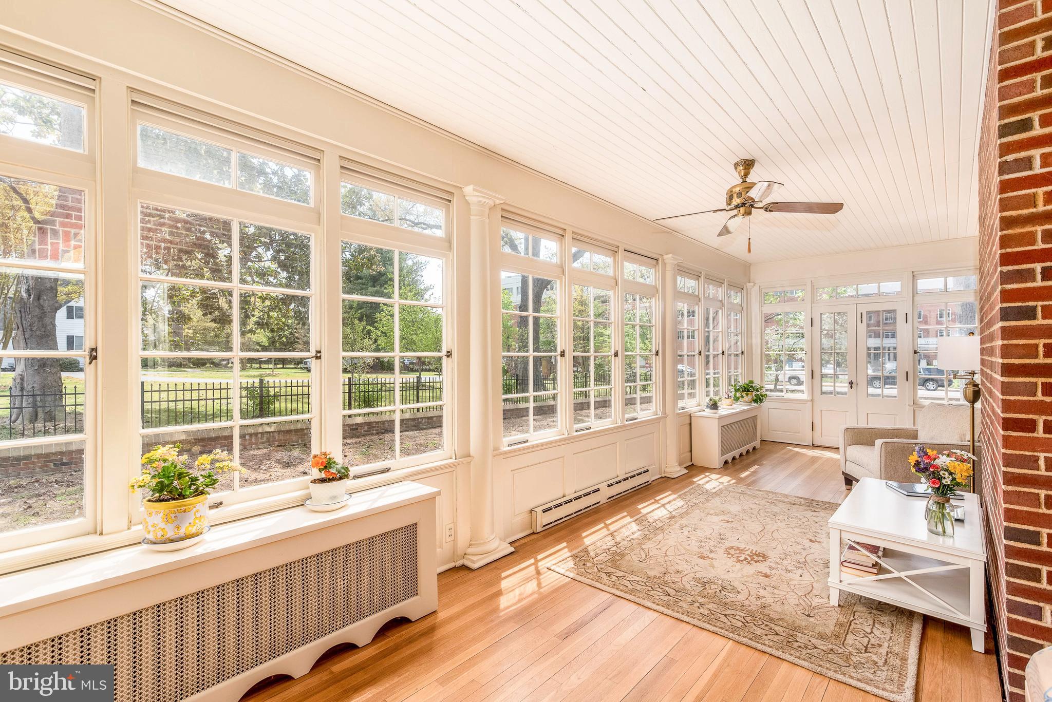 EASTON - Residential