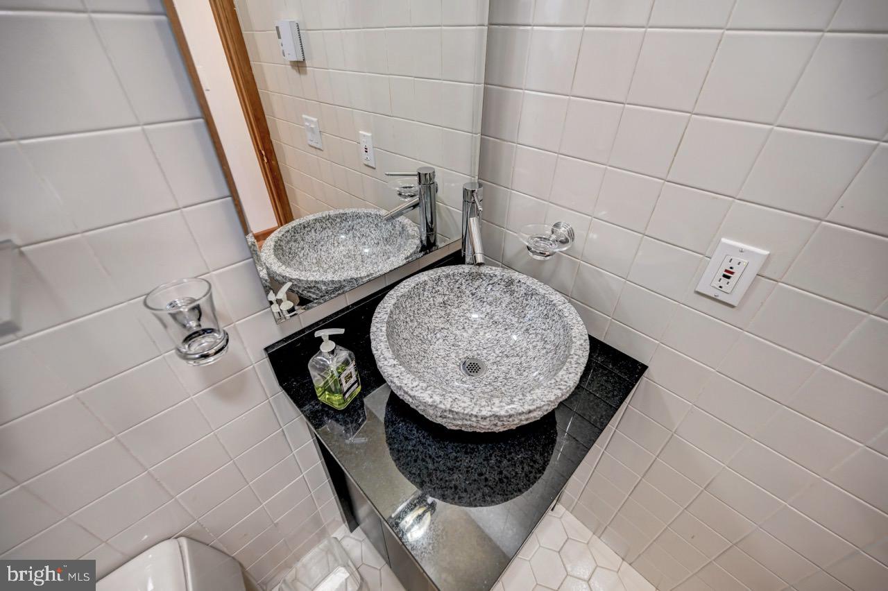 TOWAMENSING TRAIL - Residential