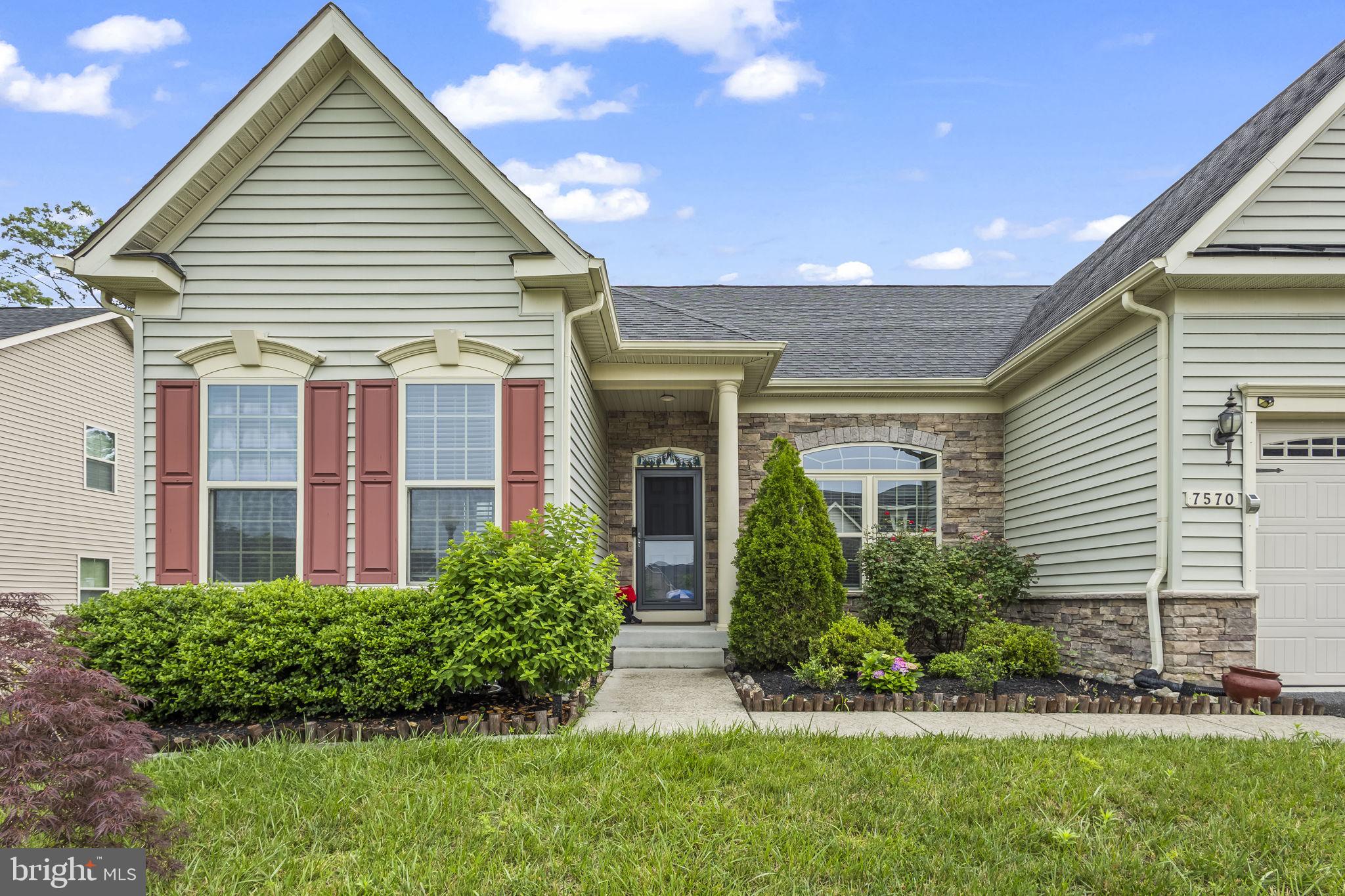 7570 ARUNDEL WOODS DRIVE