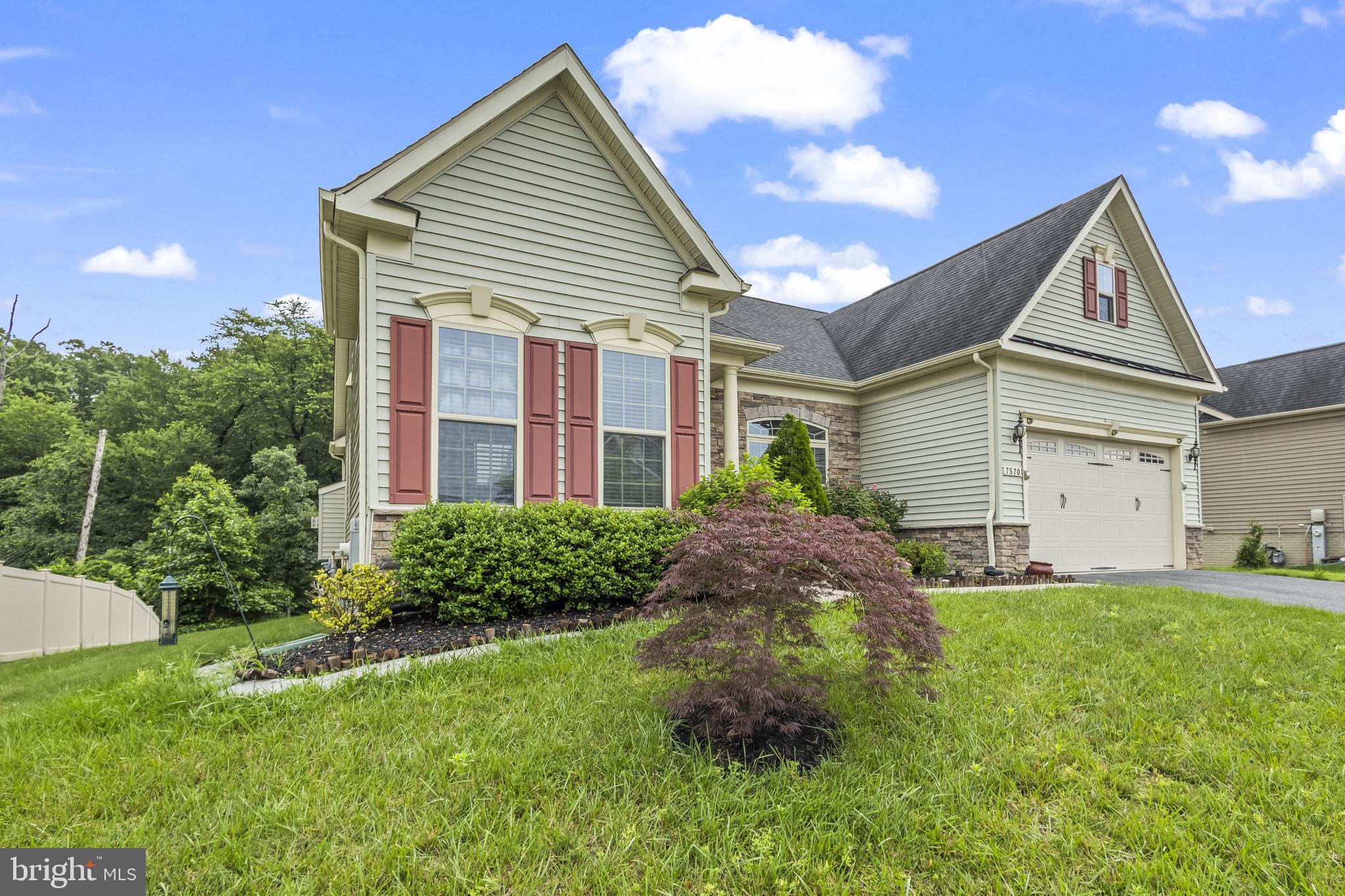 7570 ARUNDEL WOODS DRIVE