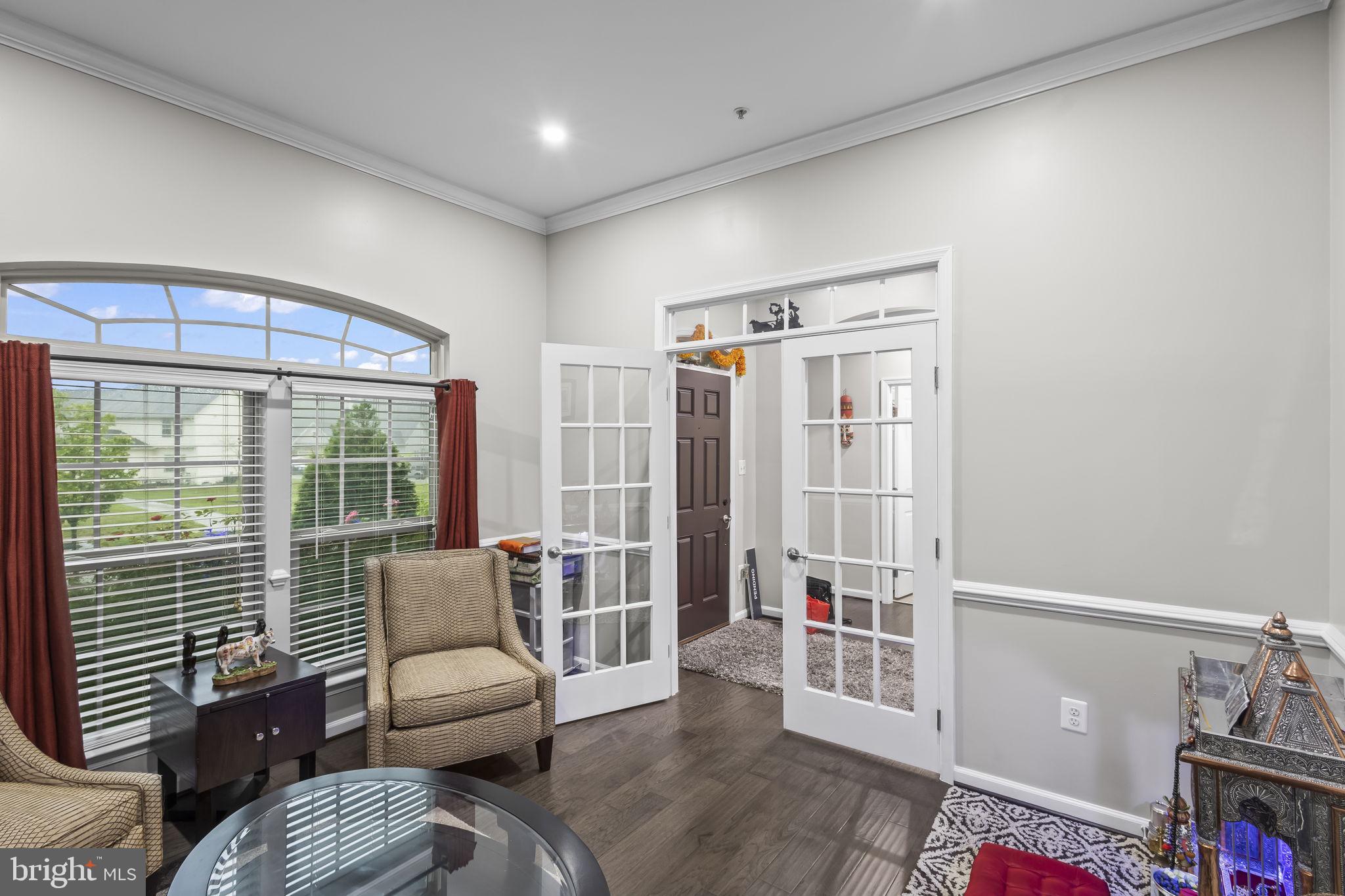 7570 ARUNDEL WOODS DRIVE