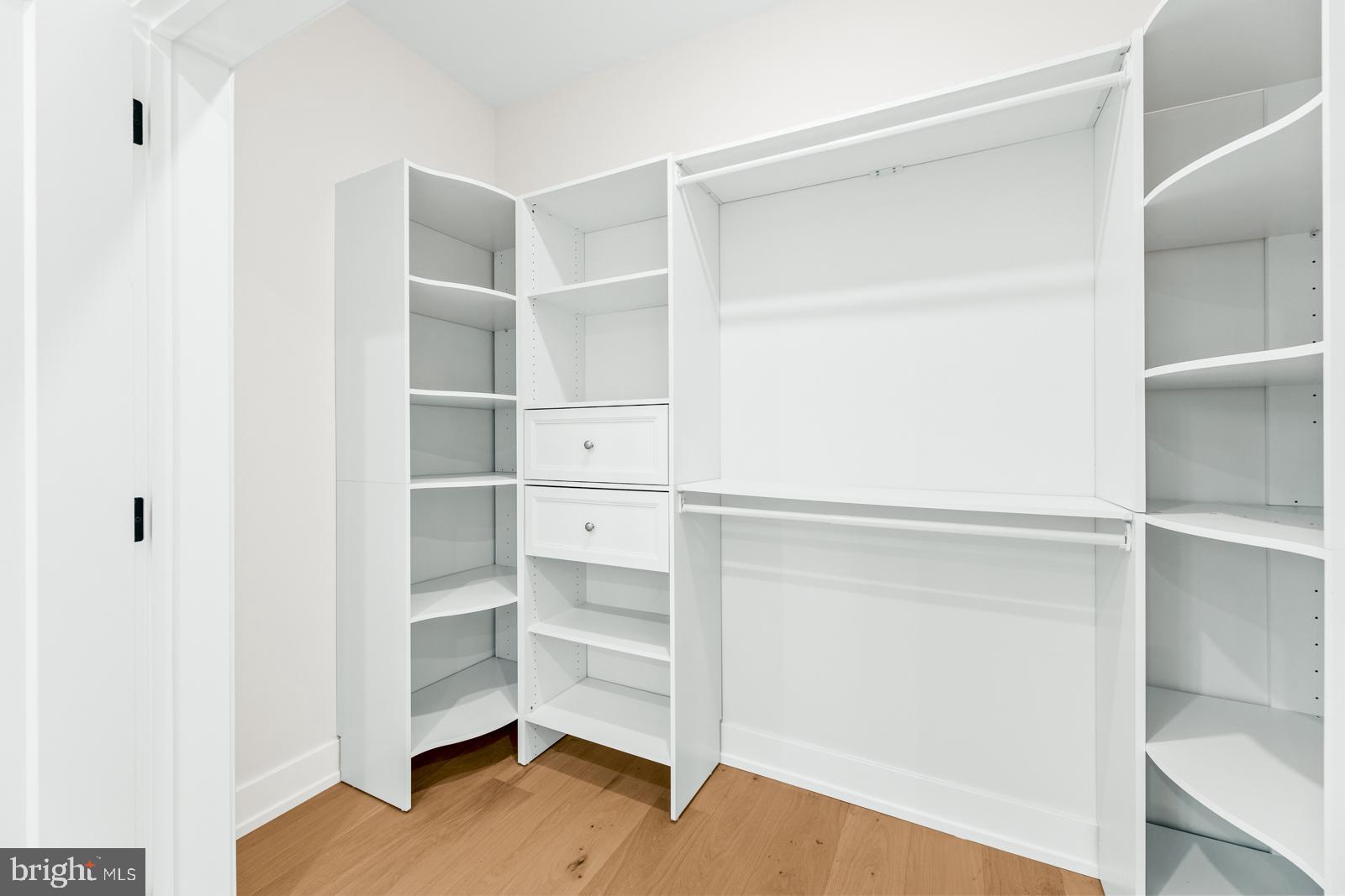 PINE VALLEY - Residential