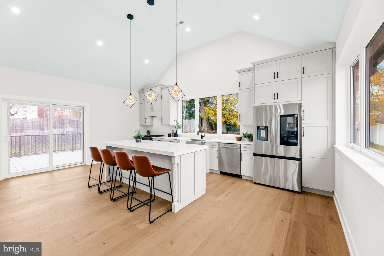 PINE VALLEY - Residential