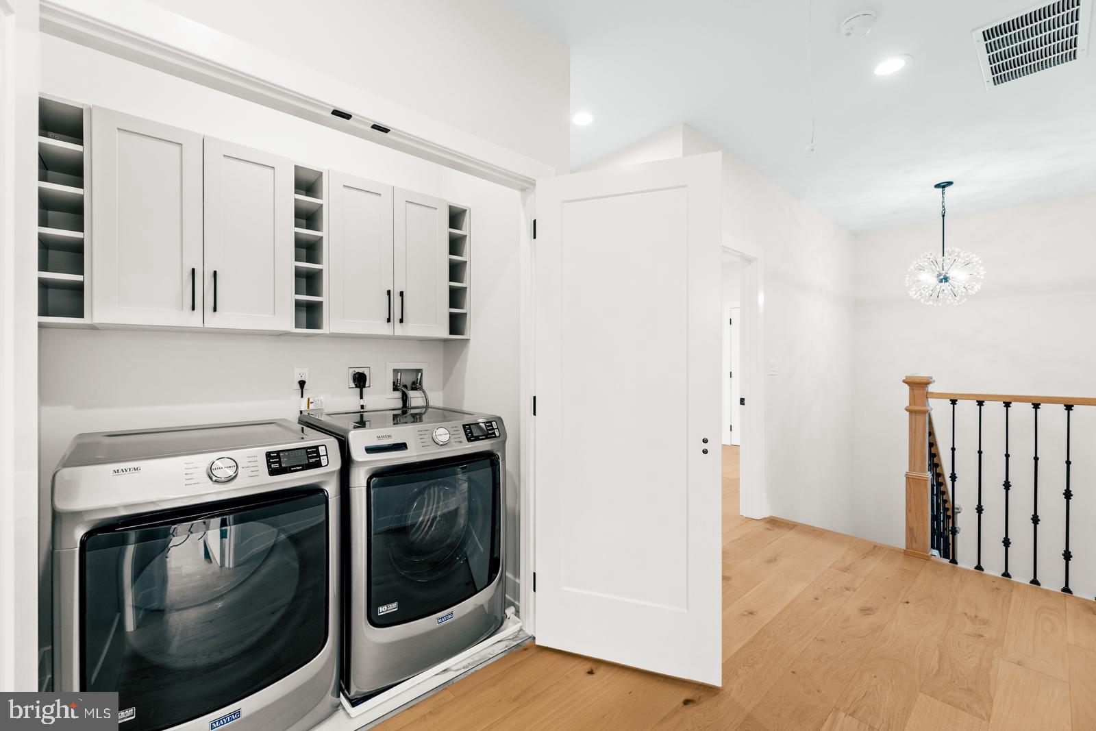 PINE VALLEY - Residential