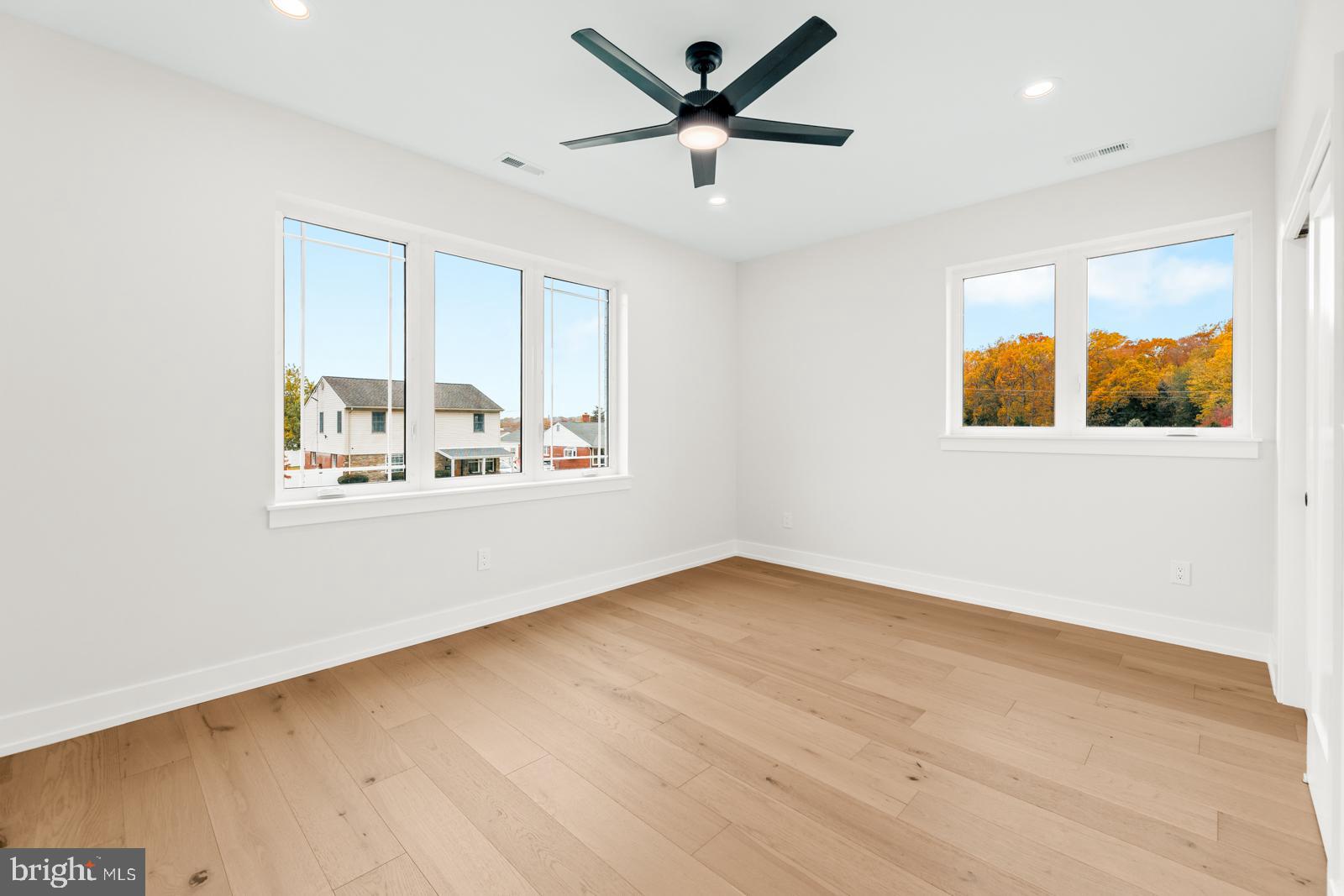 PINE VALLEY - Residential