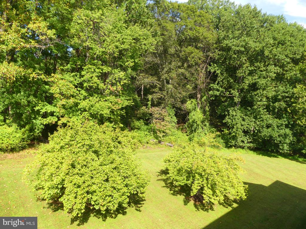 303 TIREE COURT 402
