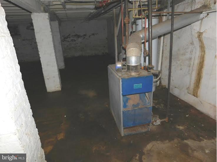 EAST BALTIMORE MIDWAY - Residential