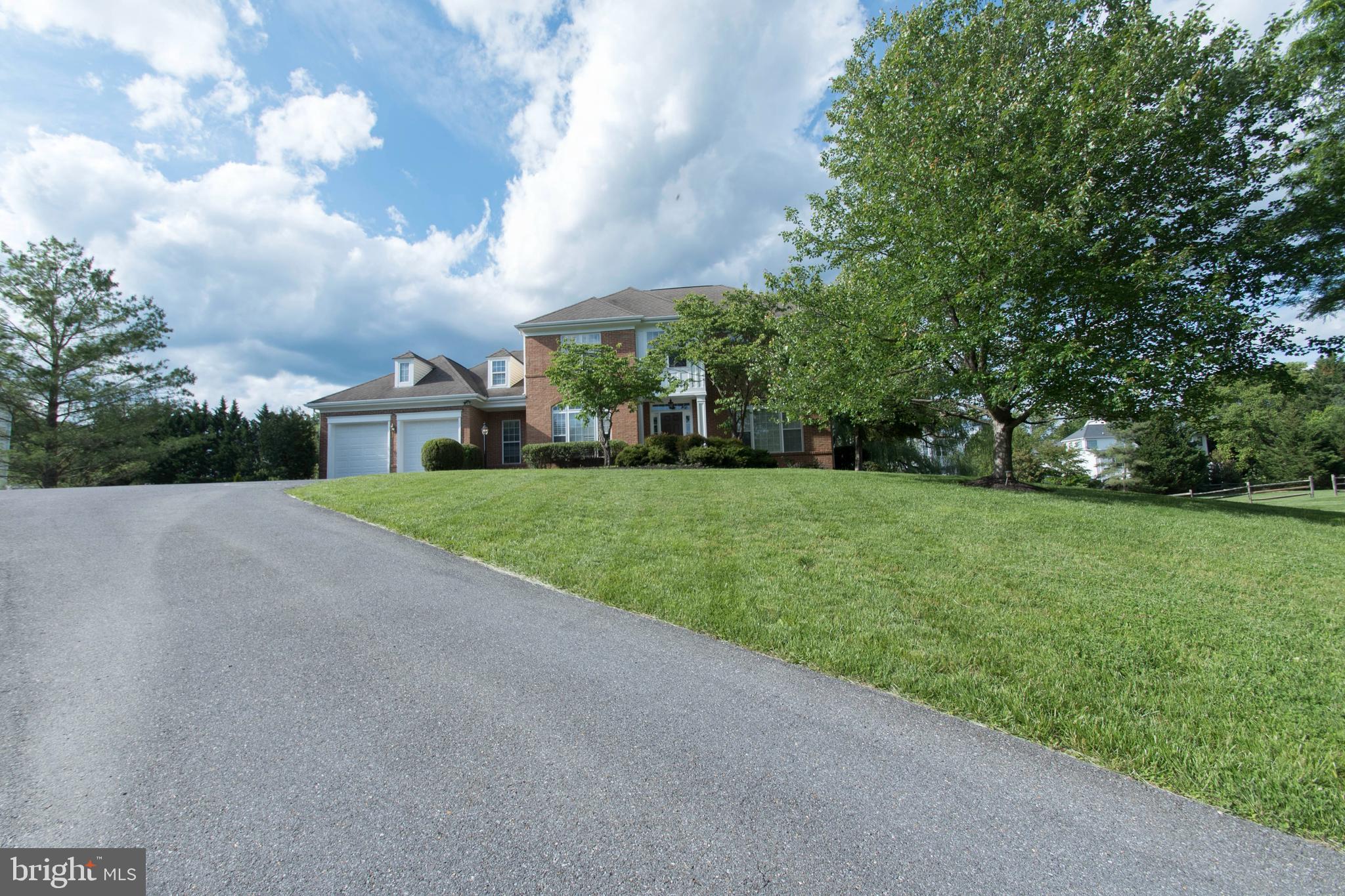 10709 BOSWELL LANE