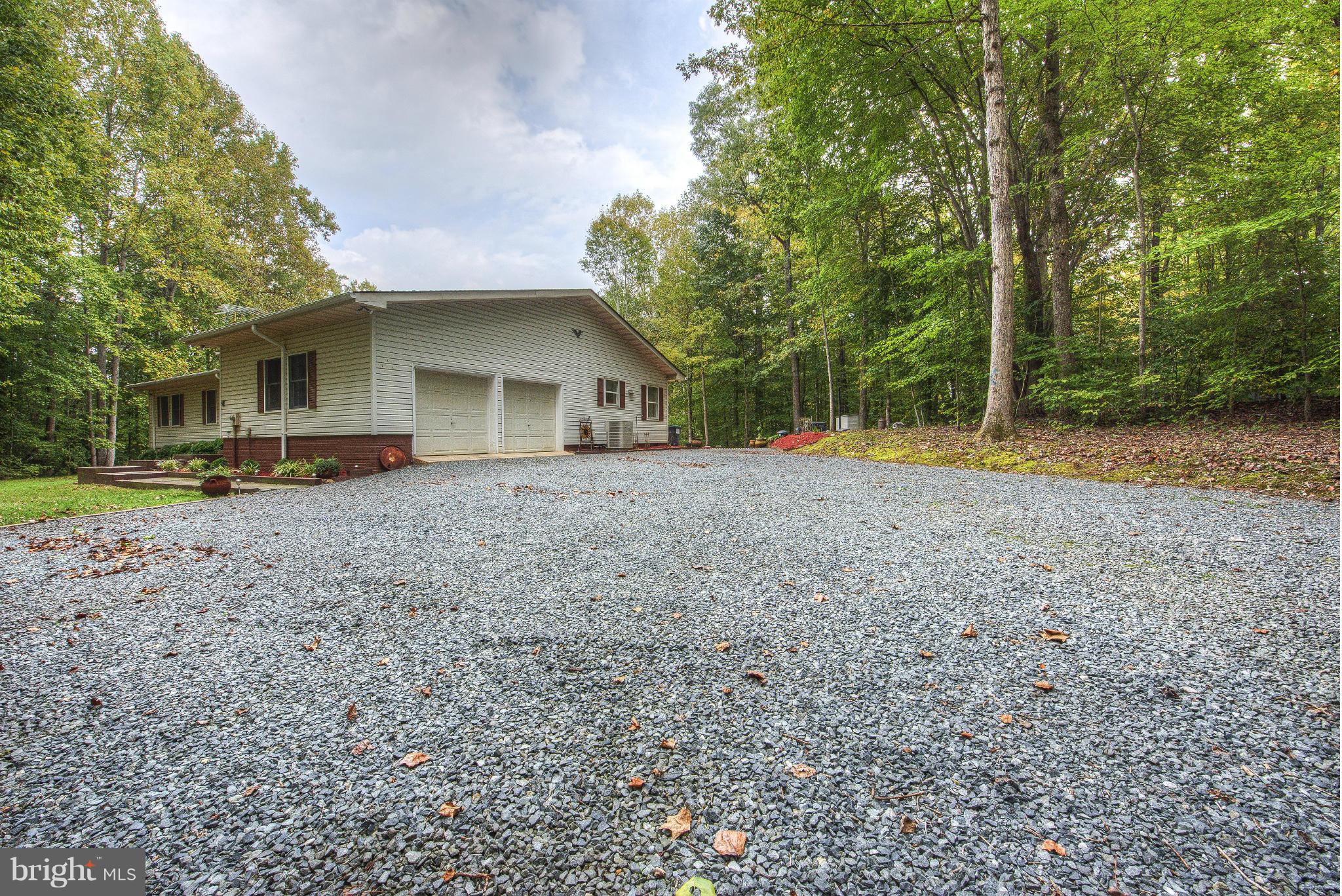 STONEHOUSE WOODED ESTATES - Residential