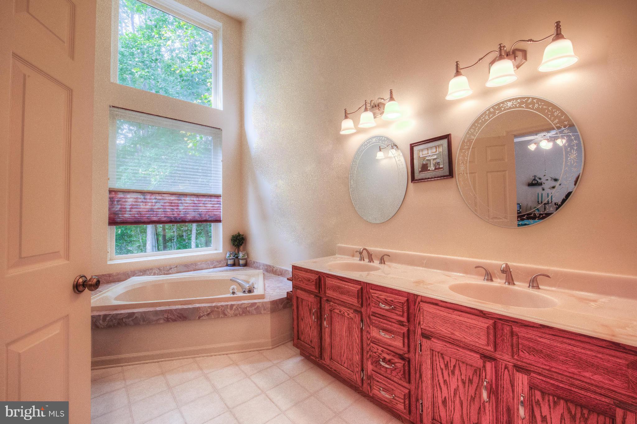 STONEHOUSE WOODED ESTATES - Residential