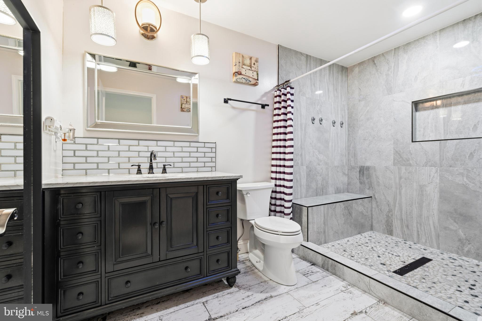 HARBOR VIEW - Residential