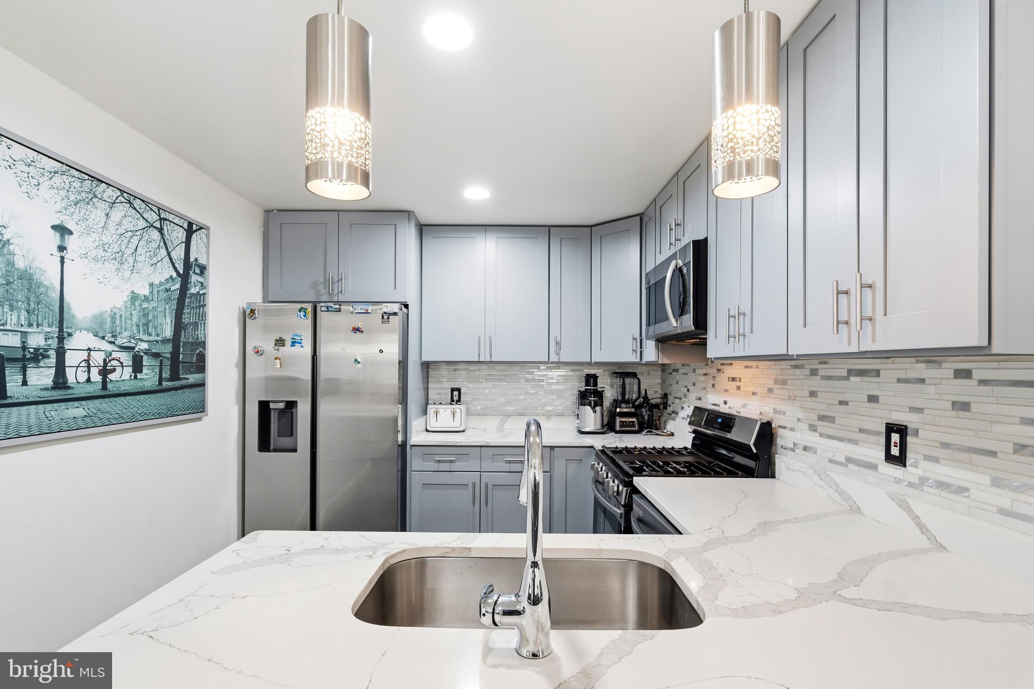 HARBOR VIEW - Residential