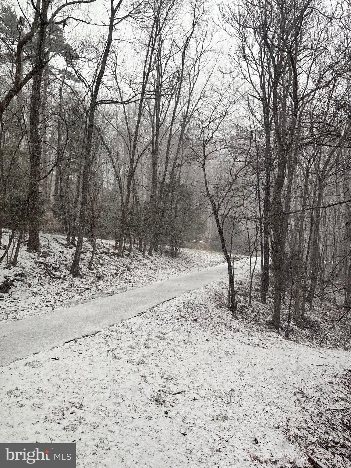 APPLE MT LAKE WEST - Residential