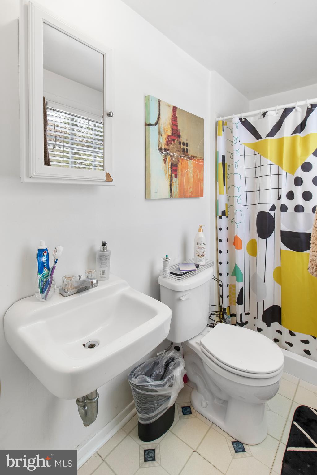 MEADOWBROOK - Residential